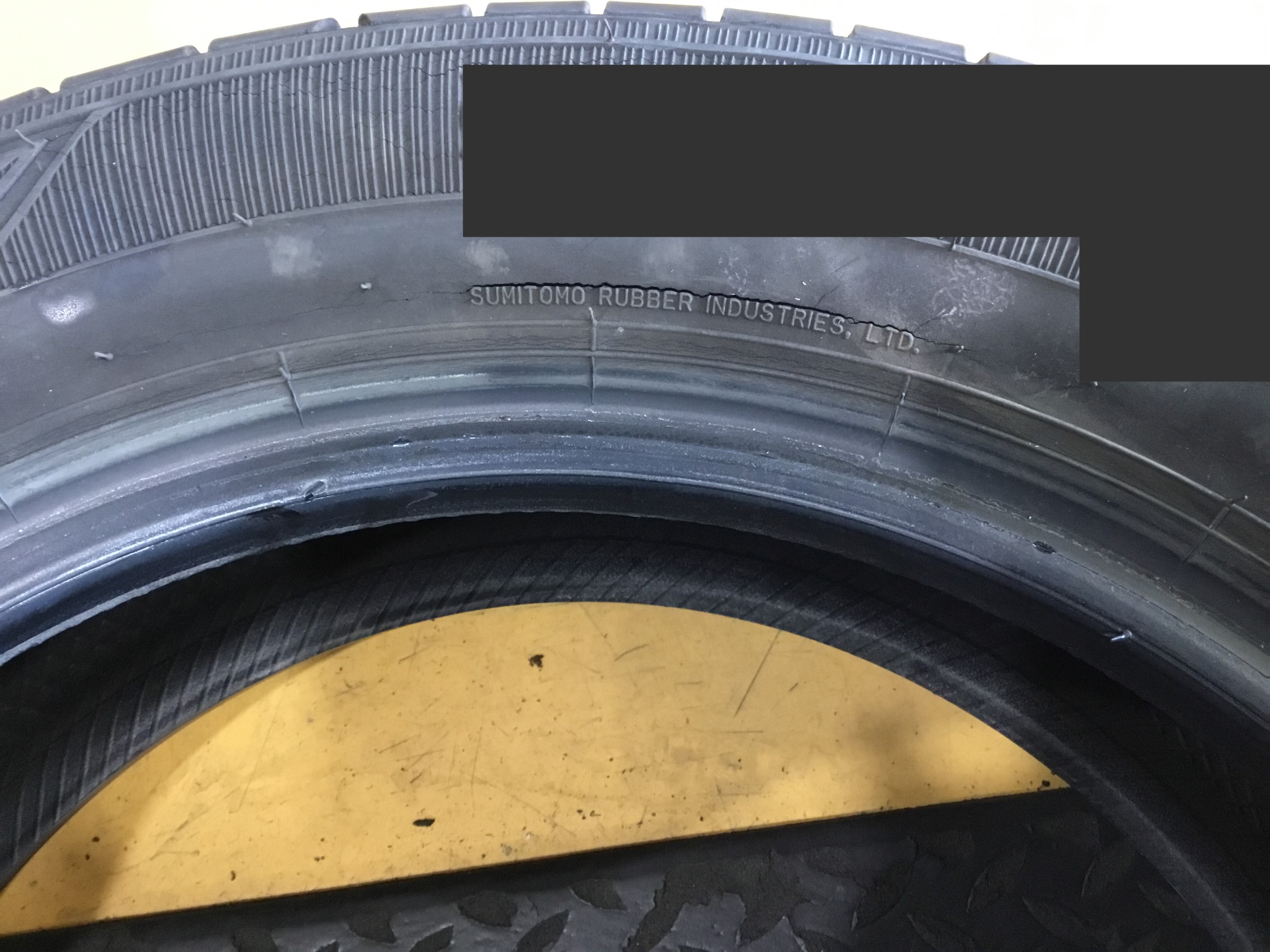 バリ溝　スタッドレスタイヤ　タラお 価格｜11R22.5 16PR 904W ヨコハマタイヤ YOKOHAMA スタッドレス