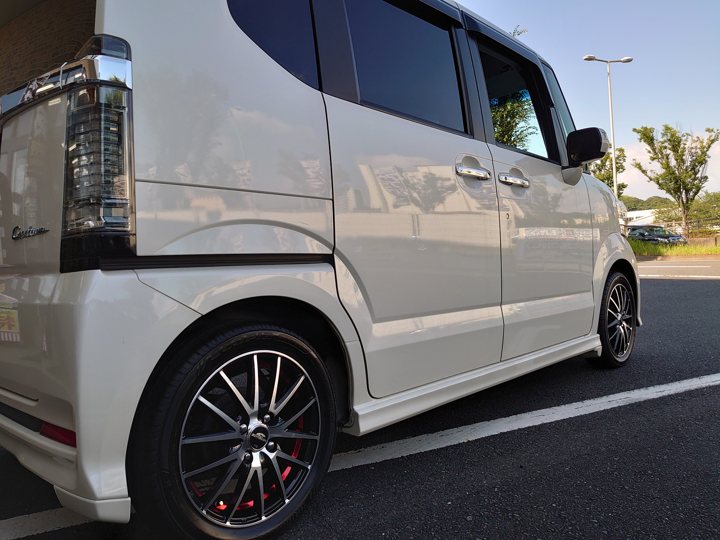 シュナイダー RX27 お取り付けです❗ | ホンダ N-BOX | 作業日誌☆商品