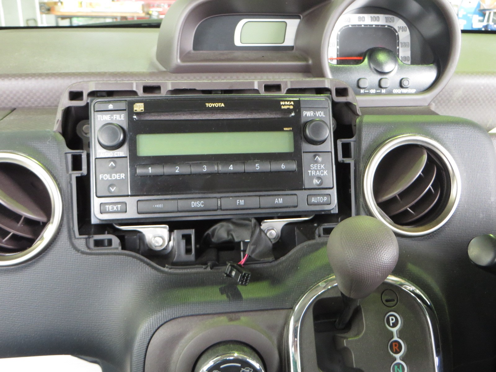 スペイド ナビ バックカメラ取付 トヨタ スペイド Av ナビ機器 カー用品取付 各社ナビゲーション取付 サービス事例 タイヤ館 本庄 タイヤからはじまる トータルカーメンテナンス タイヤ館グループ