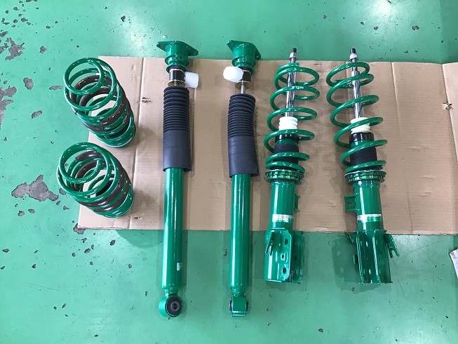 マツダ デミオ（DE5FS) TEIN ストリートアドバンスZ 車高調