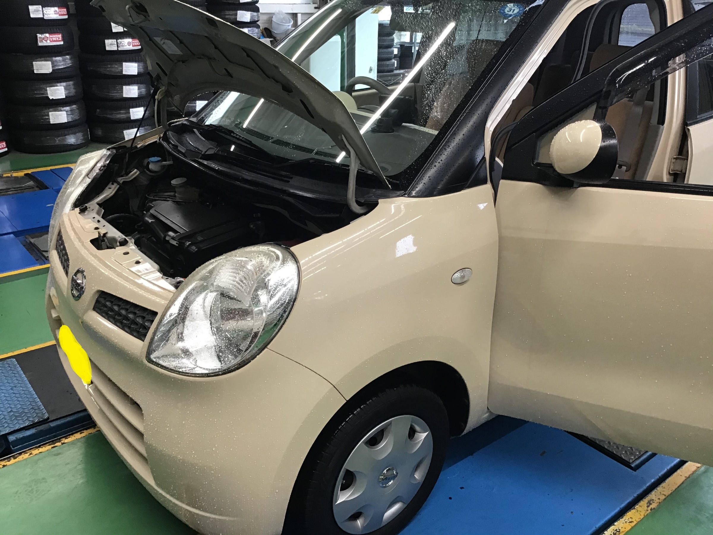 日産モコ ドライブレコーダー取り付け 360 サービス事例 タイヤ館 港北ニュータウン 神奈川県のタイヤ カー用品ショップ タイヤからはじまる トータルカーメンテナンス タイヤ館グループ