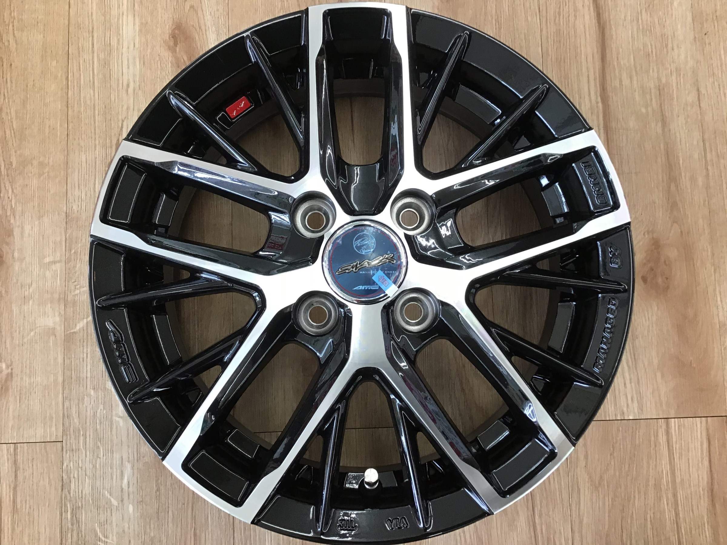 軽自動車・コンパクトカーホイールあります | スタッフ日記 | タイヤ館 ...