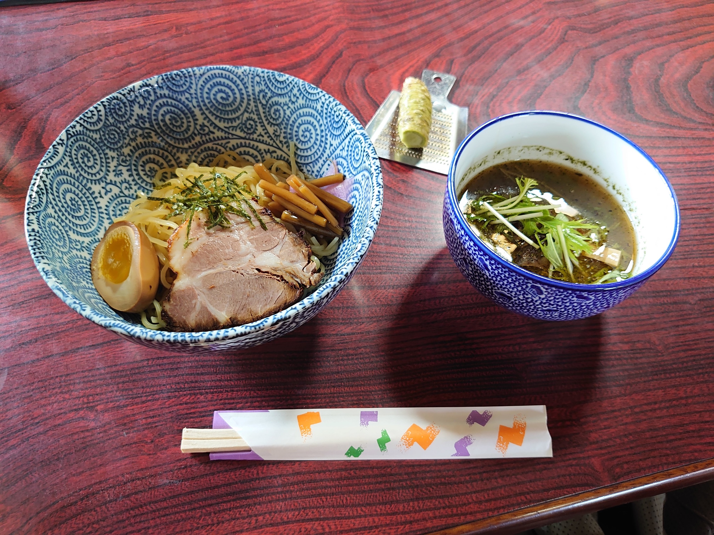 麺は少なめです。