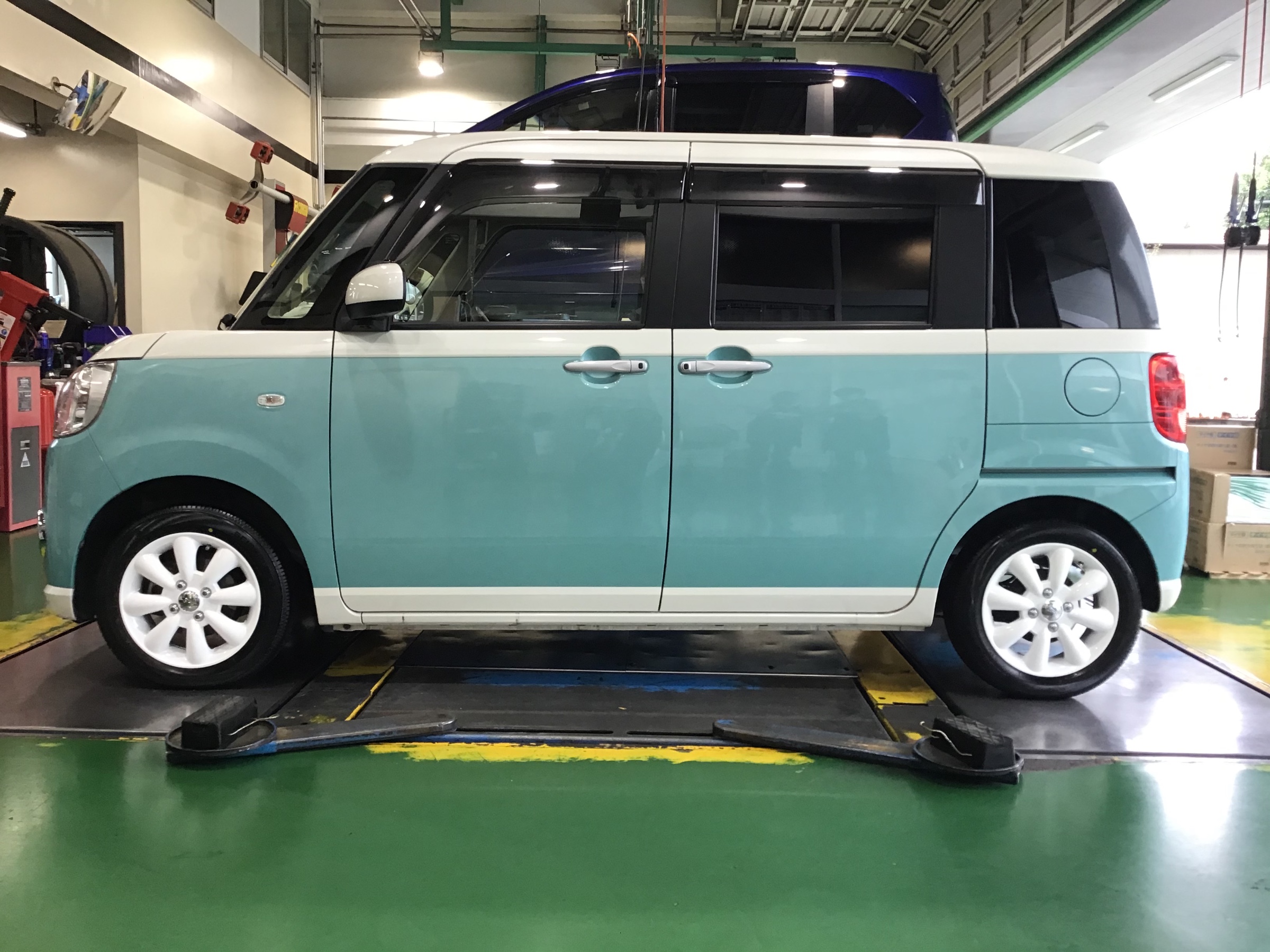 軽自動車を楽しもう O ダイハツ ムーヴキャンバス ホイール タイヤ ホイール関連 タイヤ ホイール交換 スタッフ日記 タイヤ館 坂戸 タイヤからはじまる トータルカーメンテナンス タイヤ館グループ
