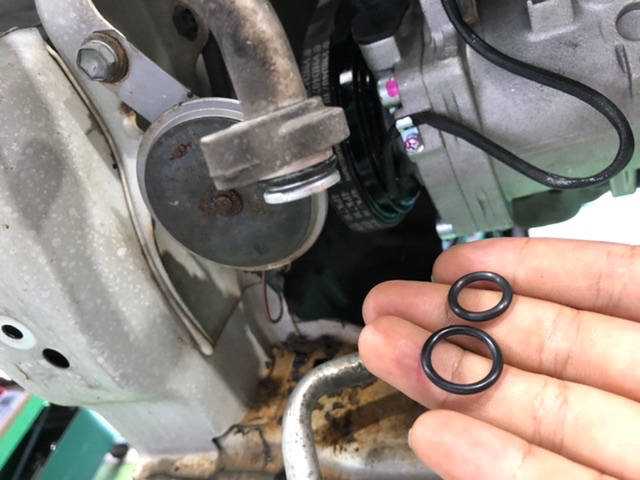 スズキ ラパンの エアコンコンプレッサー交換をしましたっ！！ | スズキ ラパン その他 | 技術サービス施工事例 | タイヤ館 福岡東 |  タイヤからはじまる、トータルカーメンテナンス タイヤ館グループ