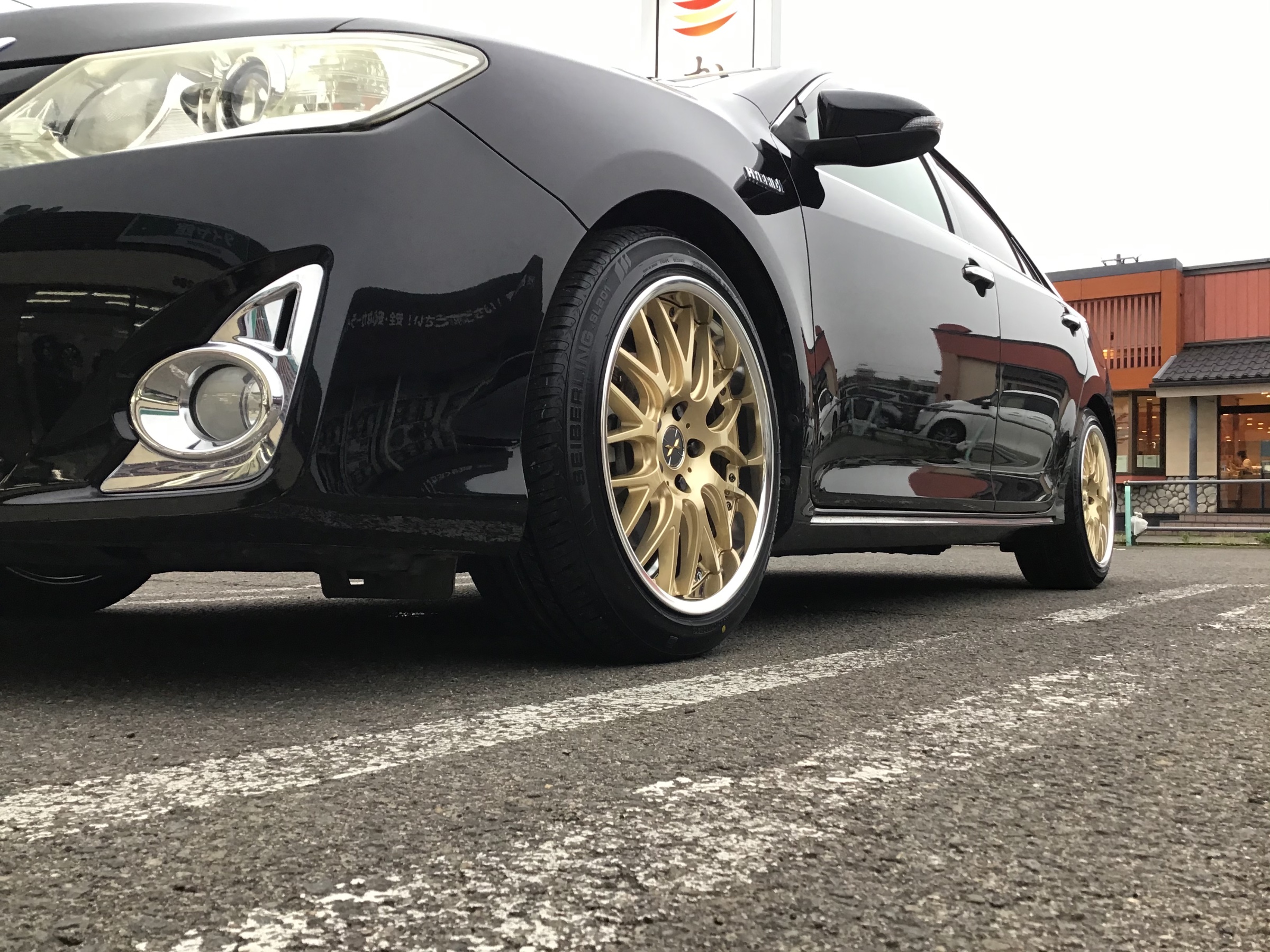 マーヴェリック709m サムライゴールド カムリ サービス事例 タイヤ館 ２８６ 宮城県のタイヤ カー用品ショップ タイヤからはじまる トータルカーメンテナンス タイヤ館グループ