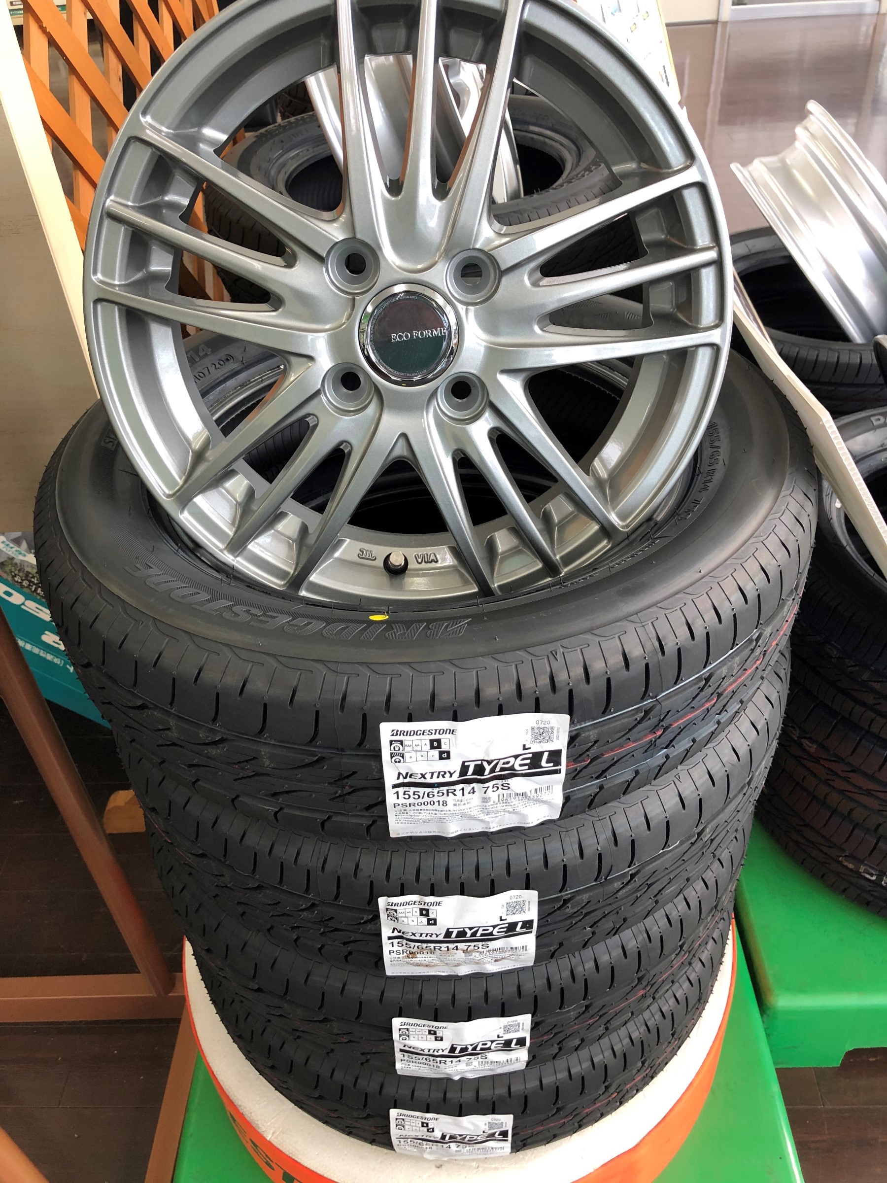 タイヤ ホイールセット スタッフ日記 タイヤ館 今治 愛媛県のタイヤ カー用品ショップ タイヤからはじまる トータルカーメンテナンス タイヤ館グループ
