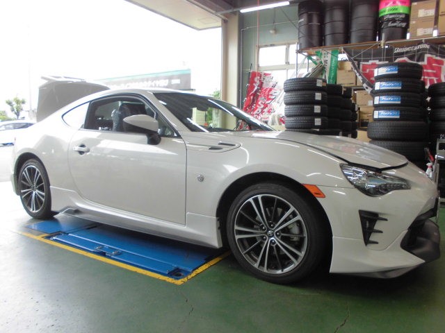 トヨタ 86 TEIN FLEX Z お取り付け | 店舗おススメ情報 | タイヤ館