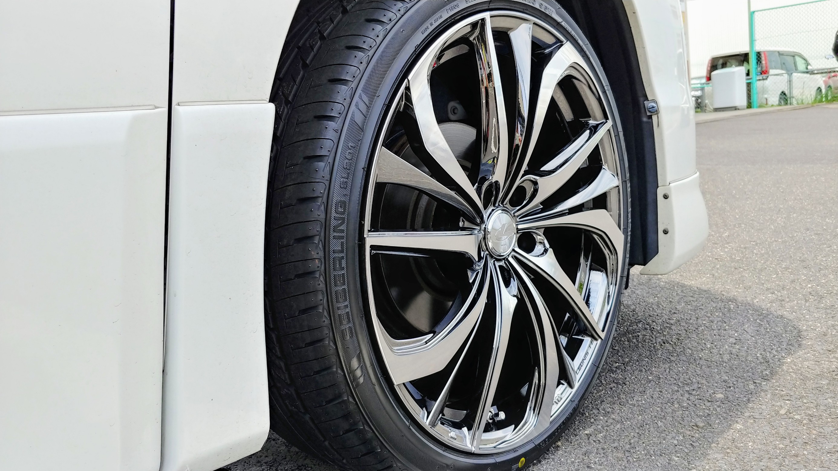 レオニス 20インチ（Weds LEONIS SK｜ 20インチ×8.5〈4枚