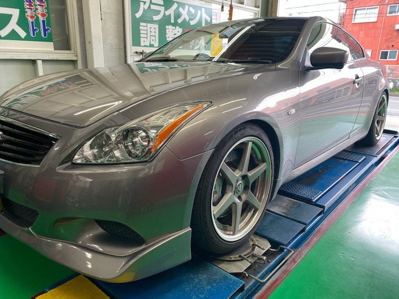 スカイラインクーペ（V36）アライメント調整＆舵角センサー