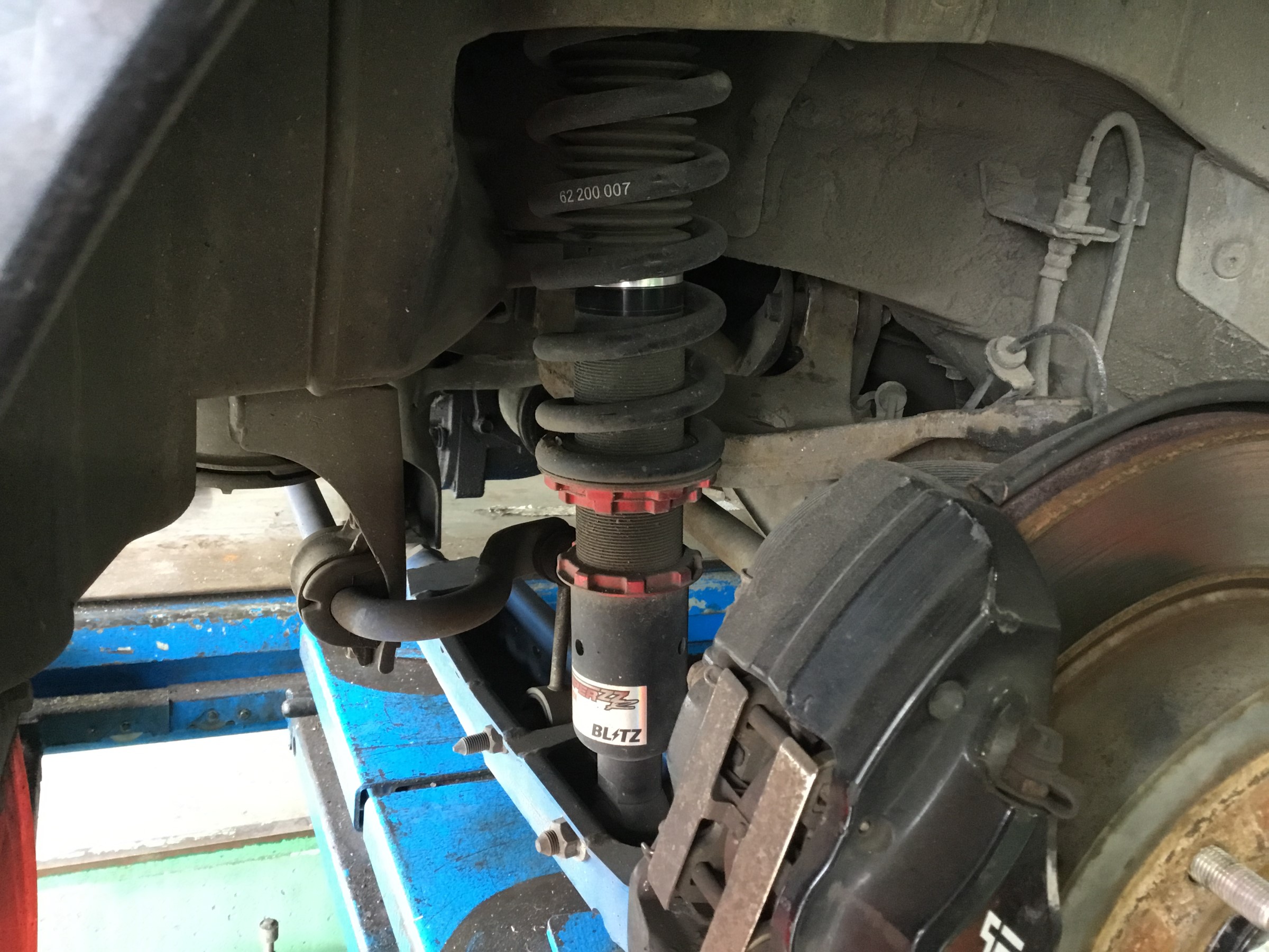 Grb型インプレッサwrx 車高調整式サスペンションのリフレッシュ交換 スバル インプレッサwrx その他 パーツ取付 足回り関係取付 技術サービスブログ タイヤ館 鎌ヶ谷 千葉県のタイヤ カー用品ショップ タイヤからはじまる トータルカーメンテナンス タイヤ