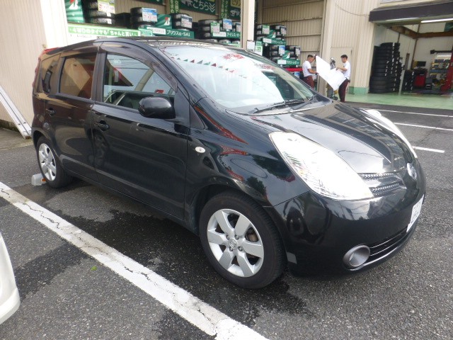ニッサン ｅ11 ノート ファンベルト交換を行いました 日産 ノート メンテナンス商品 その他 車検 サービス事例 タイヤ館 阿見 茨城県のタイヤ カー用品ショップ タイヤからはじまる トータルカーメンテナンス タイヤ館グループ