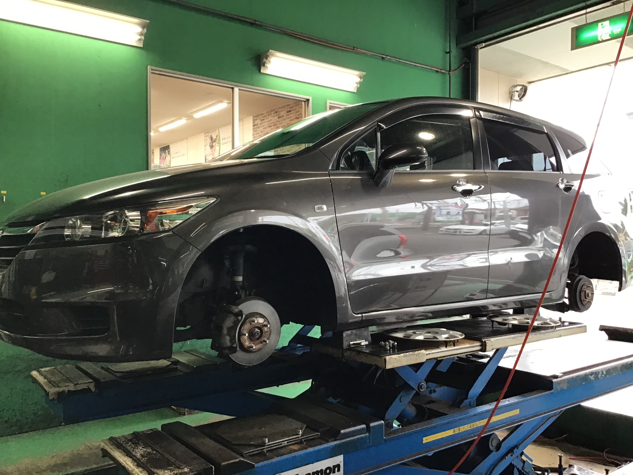 RN6 ホンダ ストリームのタイヤ交換＆アライメント調整☆ | ホンダ