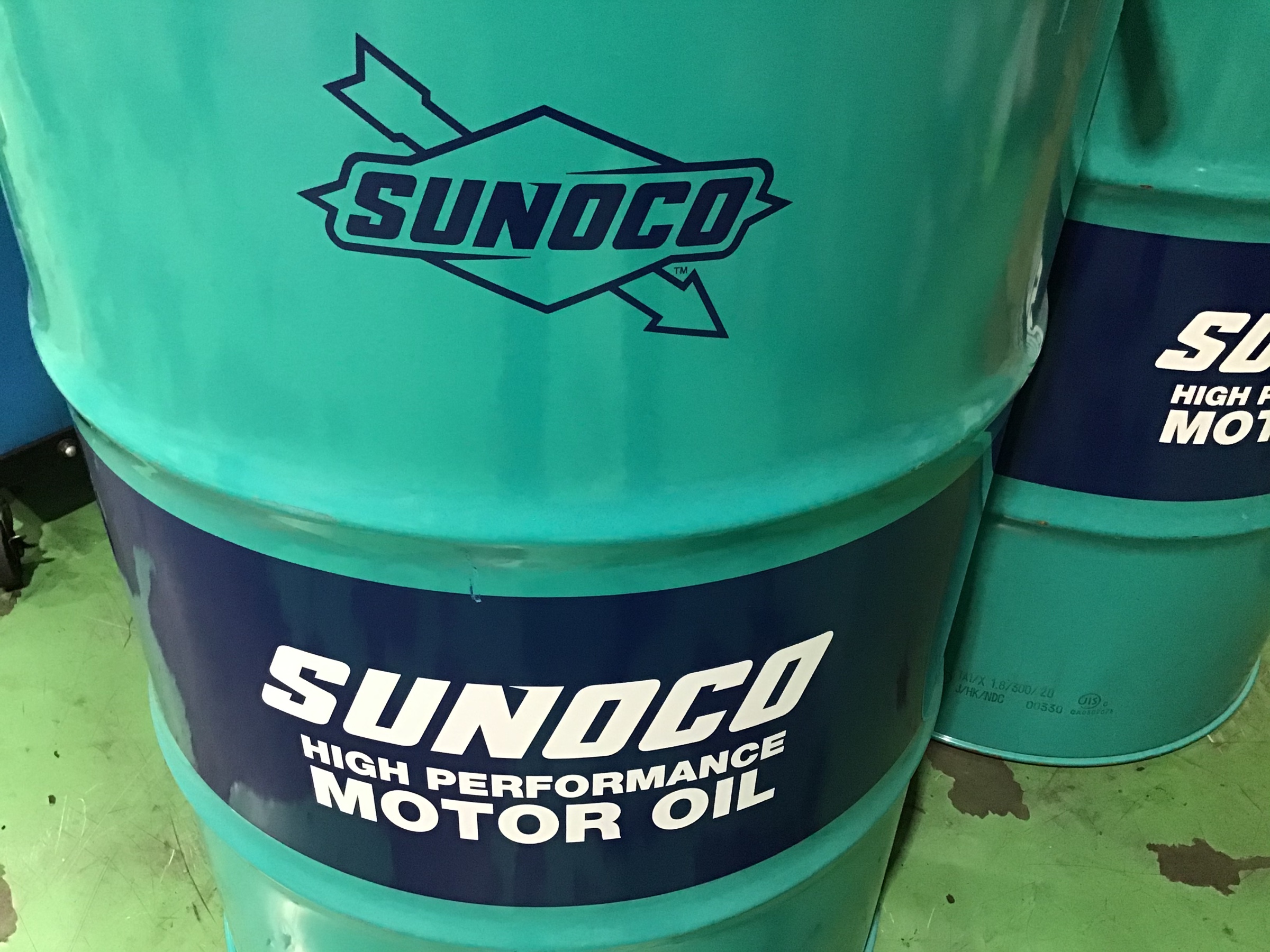 スノコ・キョクトーこの2銘柄のオイルを使用してます。