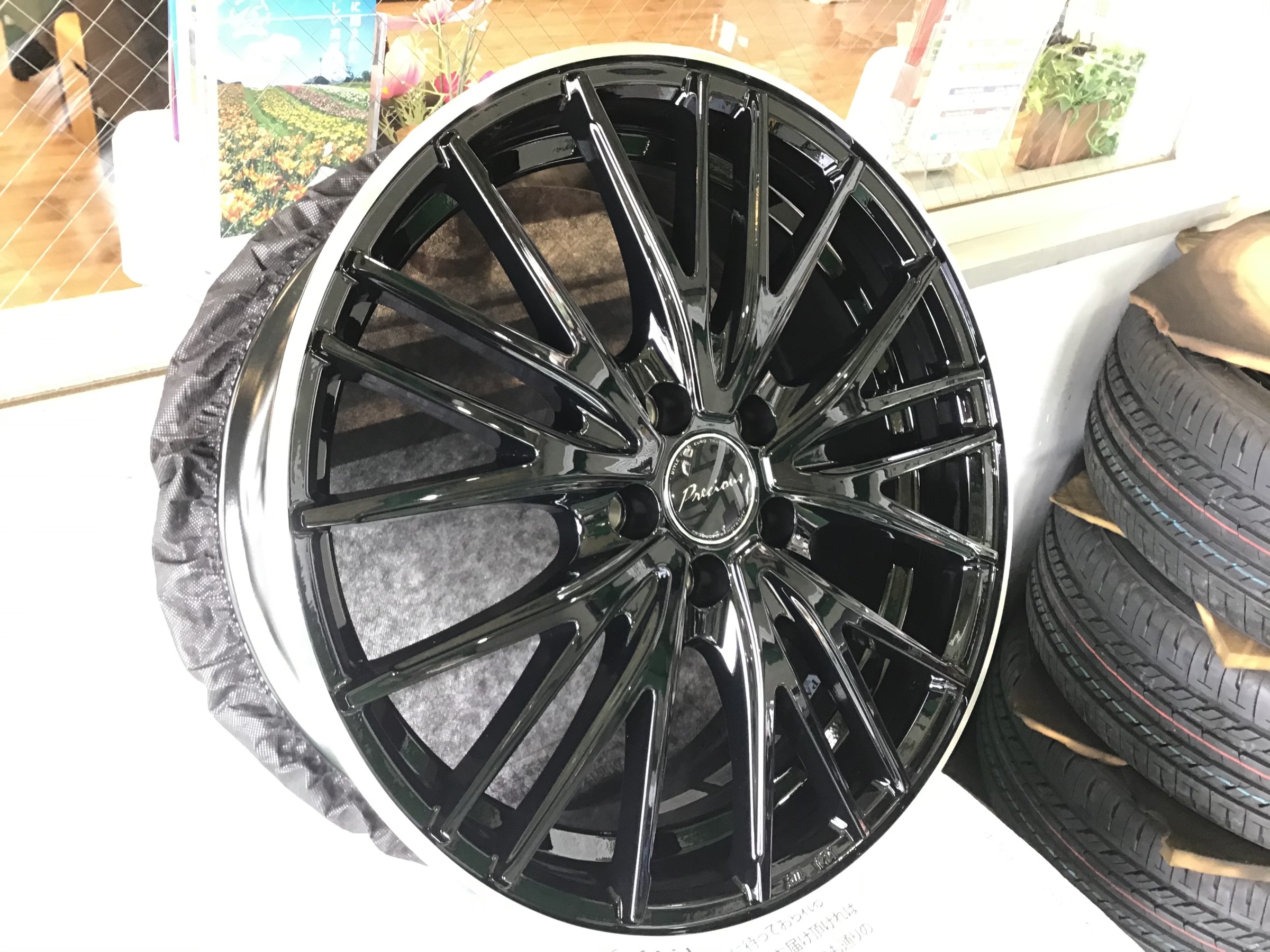 トヨタ プリウス(ZVW50) アルミ交換 | トヨタ プリウス ホイール