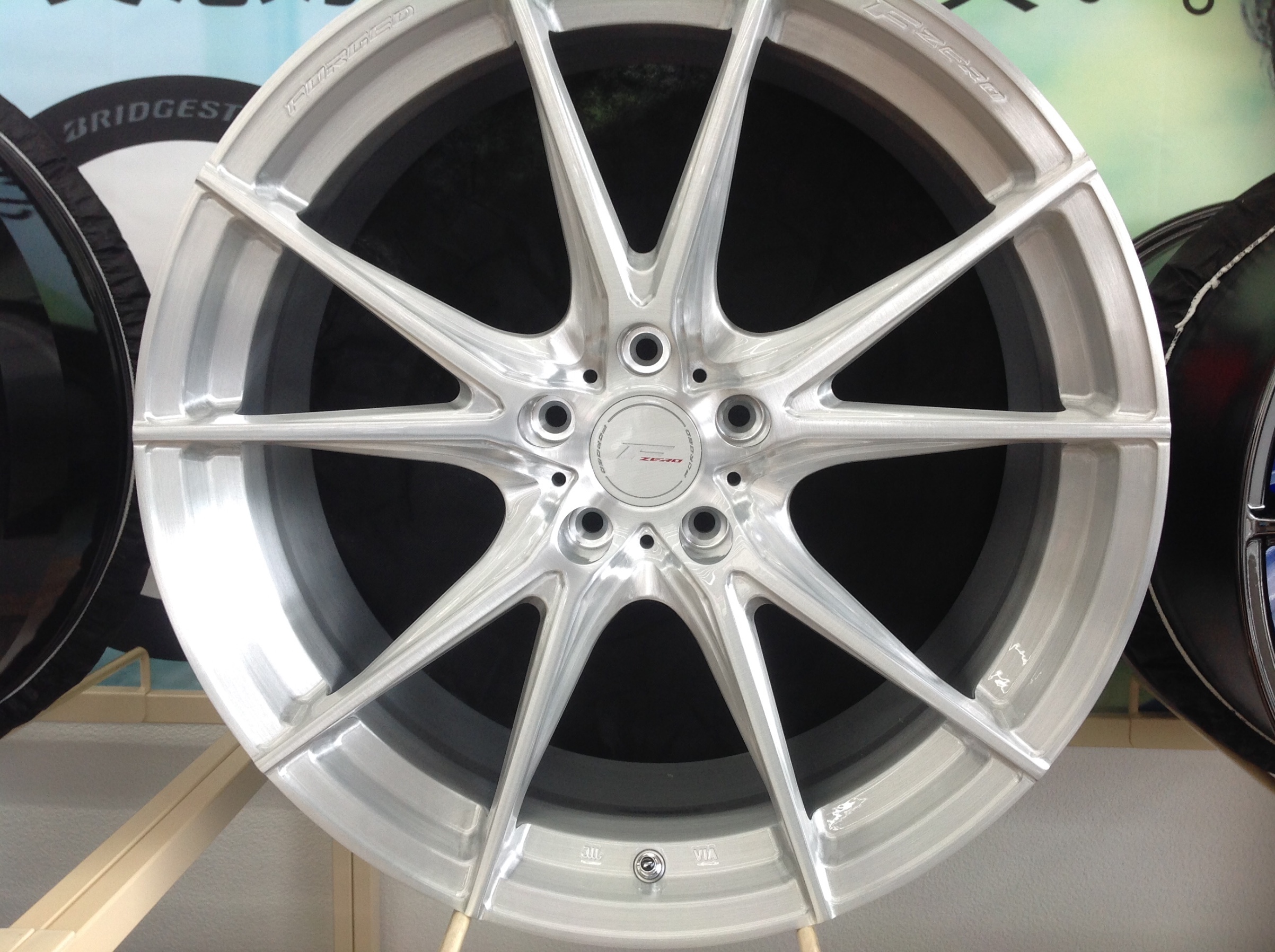 最大49%OFFクーポン ウェッズ Fゼロ FZ-1 アルミホイール4本 1台分 19×8J 5-114 INSET48 スバル WRX S4 VAG  DIAMOND BLACK 0038973