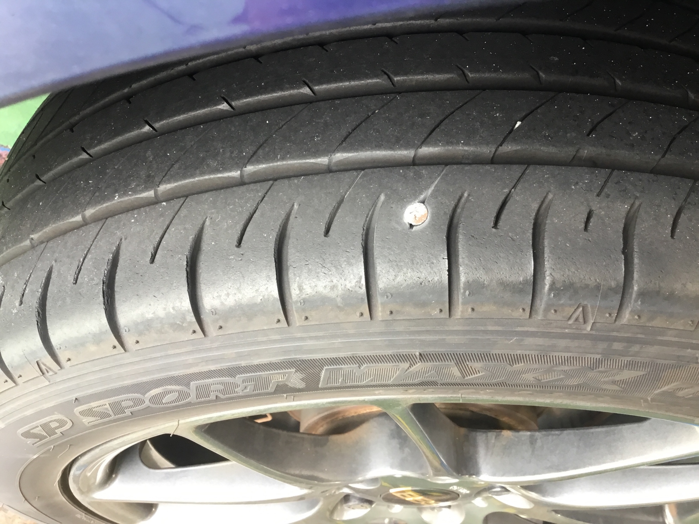 Tpms付車 パンク修理 スバル レヴォーグ その他 その他 無料安全点検 作業紹介 タイヤ館 金沢西 石川県 福井県のタイヤ カー用品ショップ タイヤからはじまる トータルカーメンテナンス タイヤ館グループ