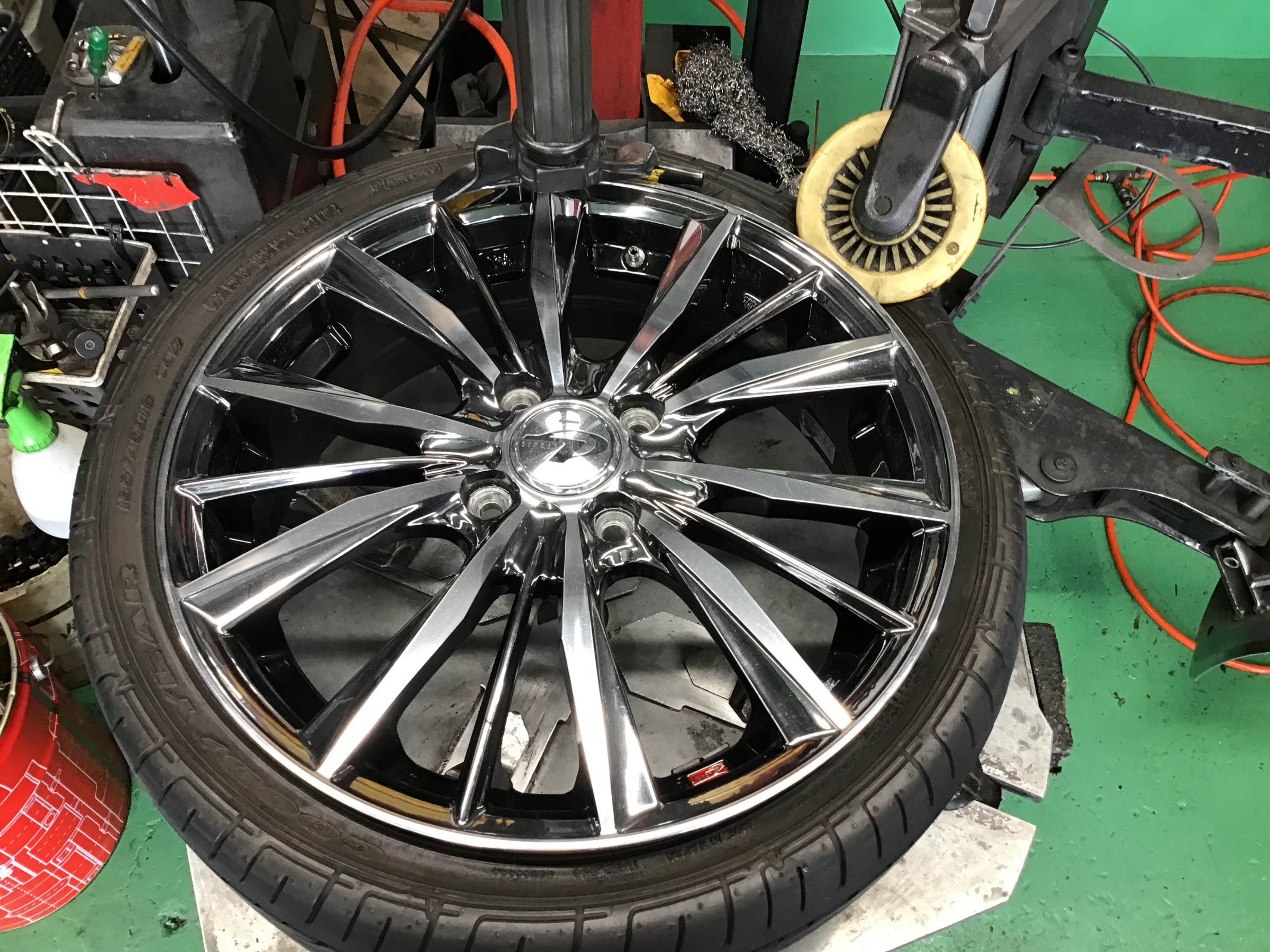 タントカスタム」LA650S のタイヤ交換 １６５/５０R１６ | ダイハツ