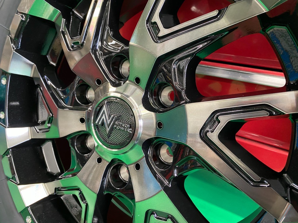 トヨタ ハイエース ナイトロパワー デリンジャー＆ＧＬ-Ｒ 17インチ取付 | トヨタ ハイエース ホイール タイヤ・ホイール関連 > タイヤ・ホイール交換  | サービス事例 | タイヤ館 瀬谷 | 神奈川県のタイヤ、カー用品ショップ タイヤからはじまる、トータルカー ...