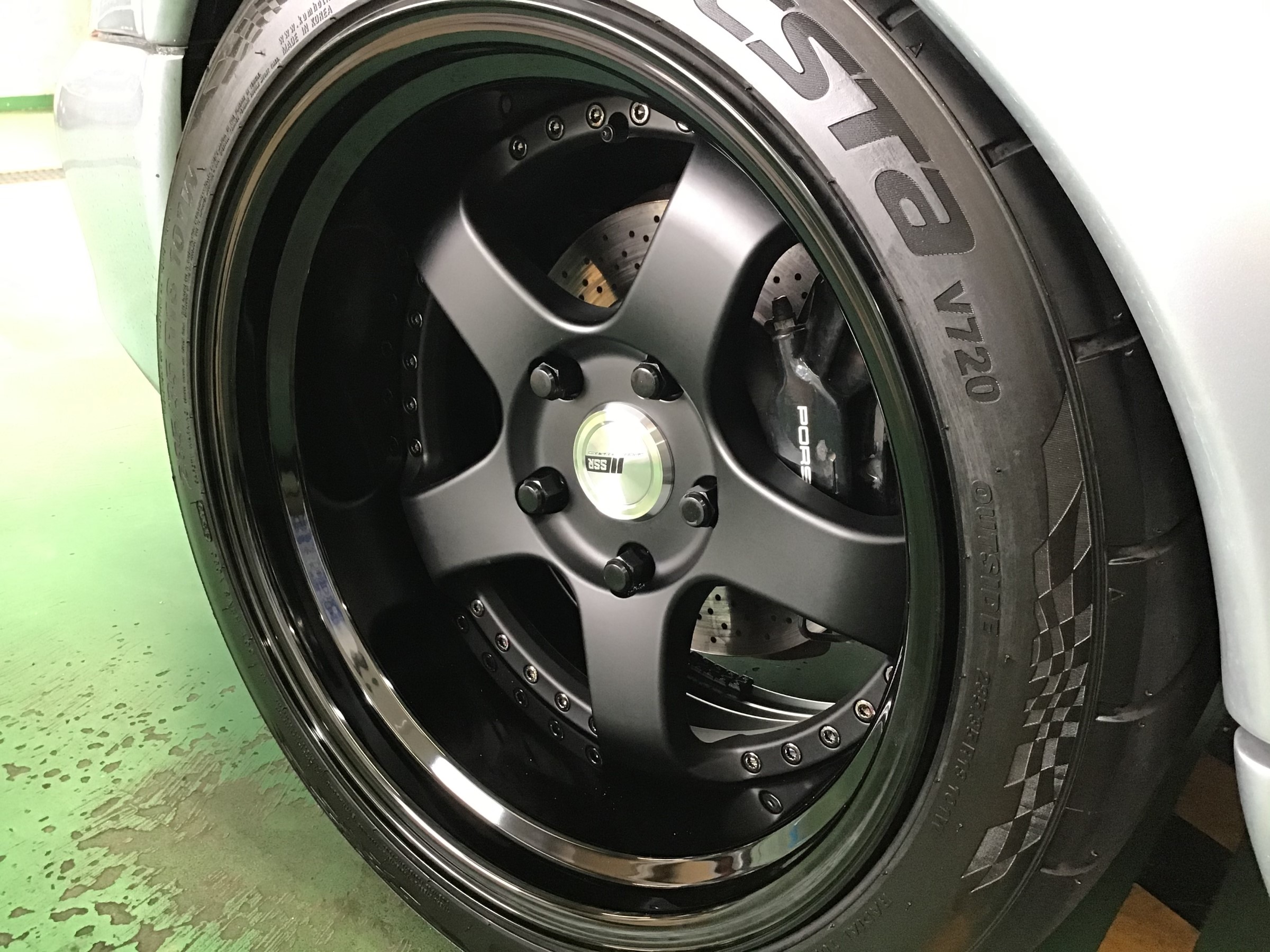 メーカー純正品[充電不要 1年保証] SSR SSR Professor SP1 19インチ