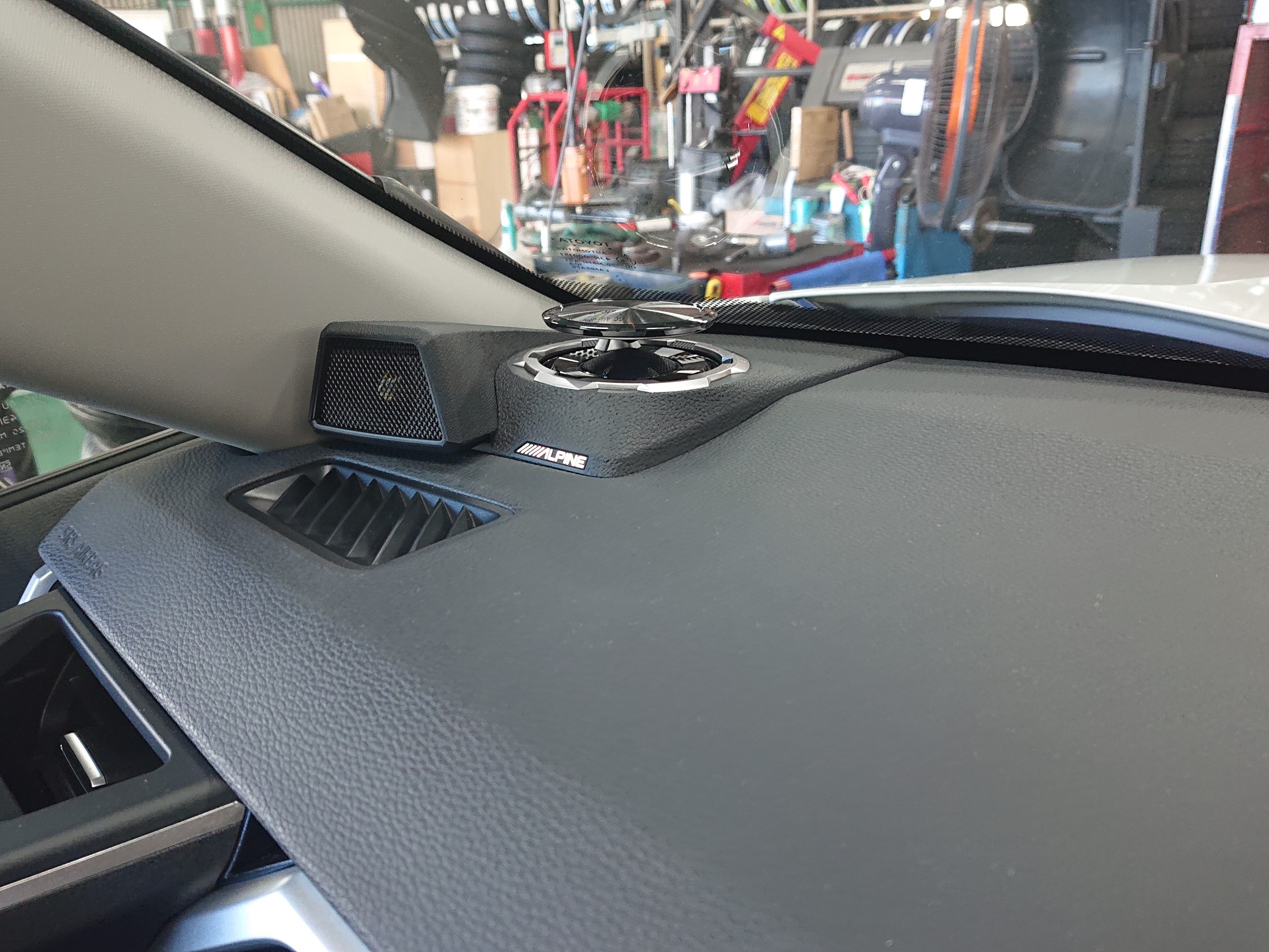 RAV4 アルパインリフトアップスピーカー　中古 ALPINE RAV4専用リフトアップ3ウェイスピーカー X2-25TW-LUP-RV4