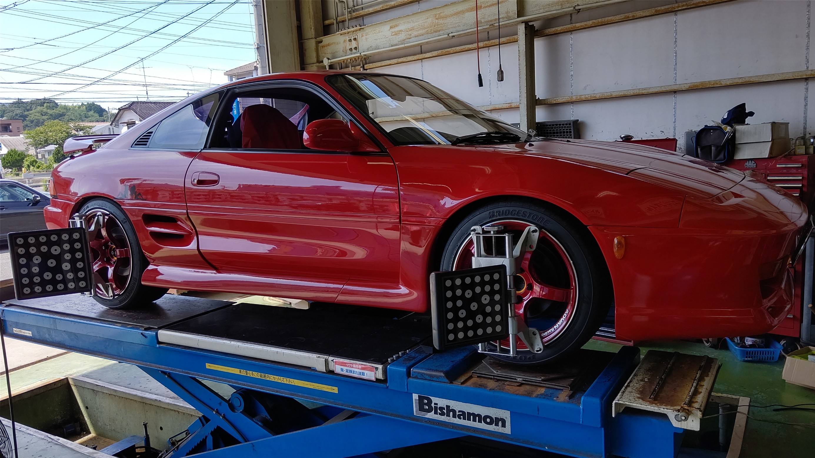 なんと懐かしい車 MR2 車高調 タイヤホイールセット取付