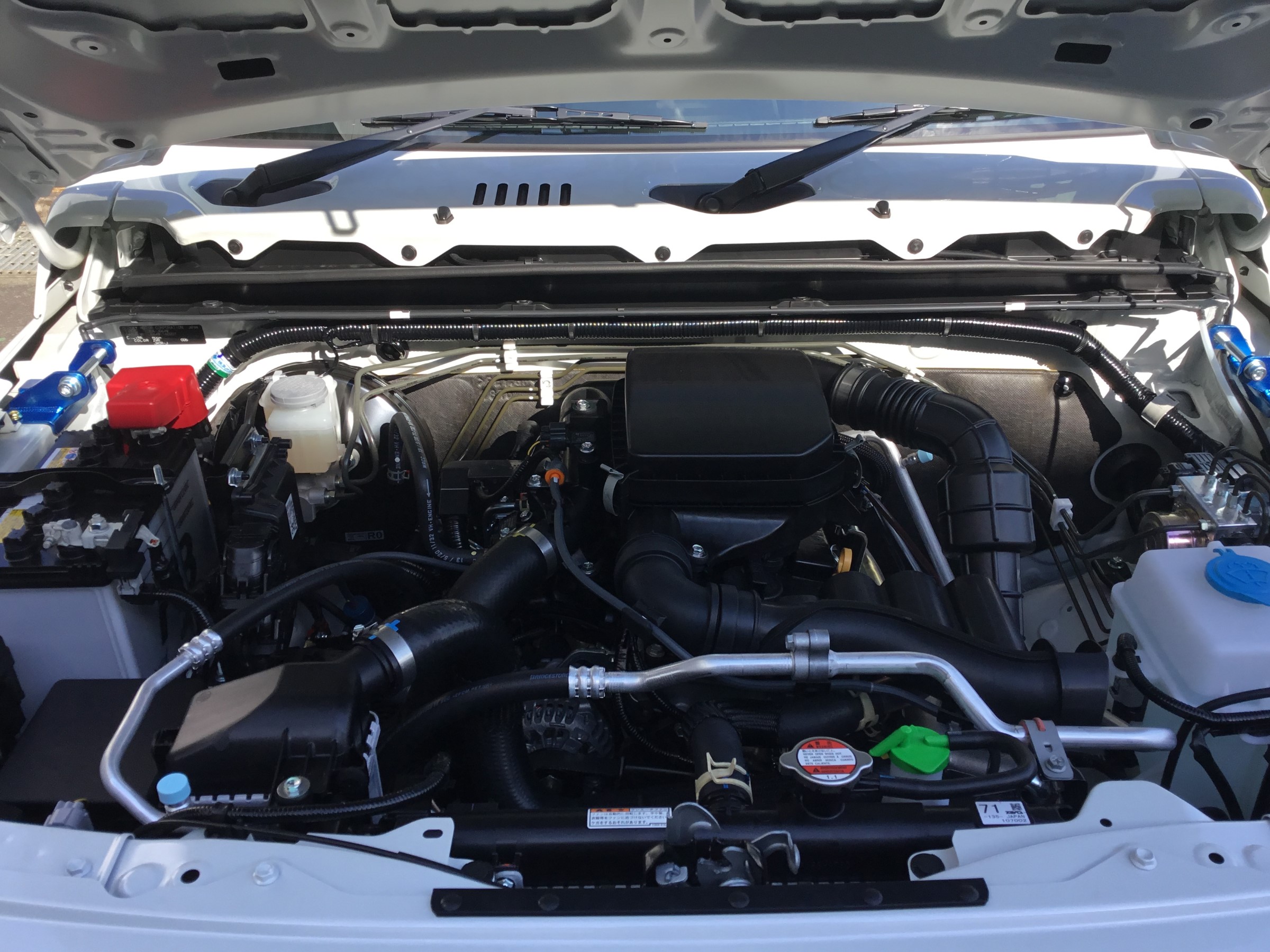 JB64ジムニー フロントタワーバー取り付け | 店舗おススメ情報 JB64ジムニー フロントタワーバー取り付け | 店舗おススメ情報