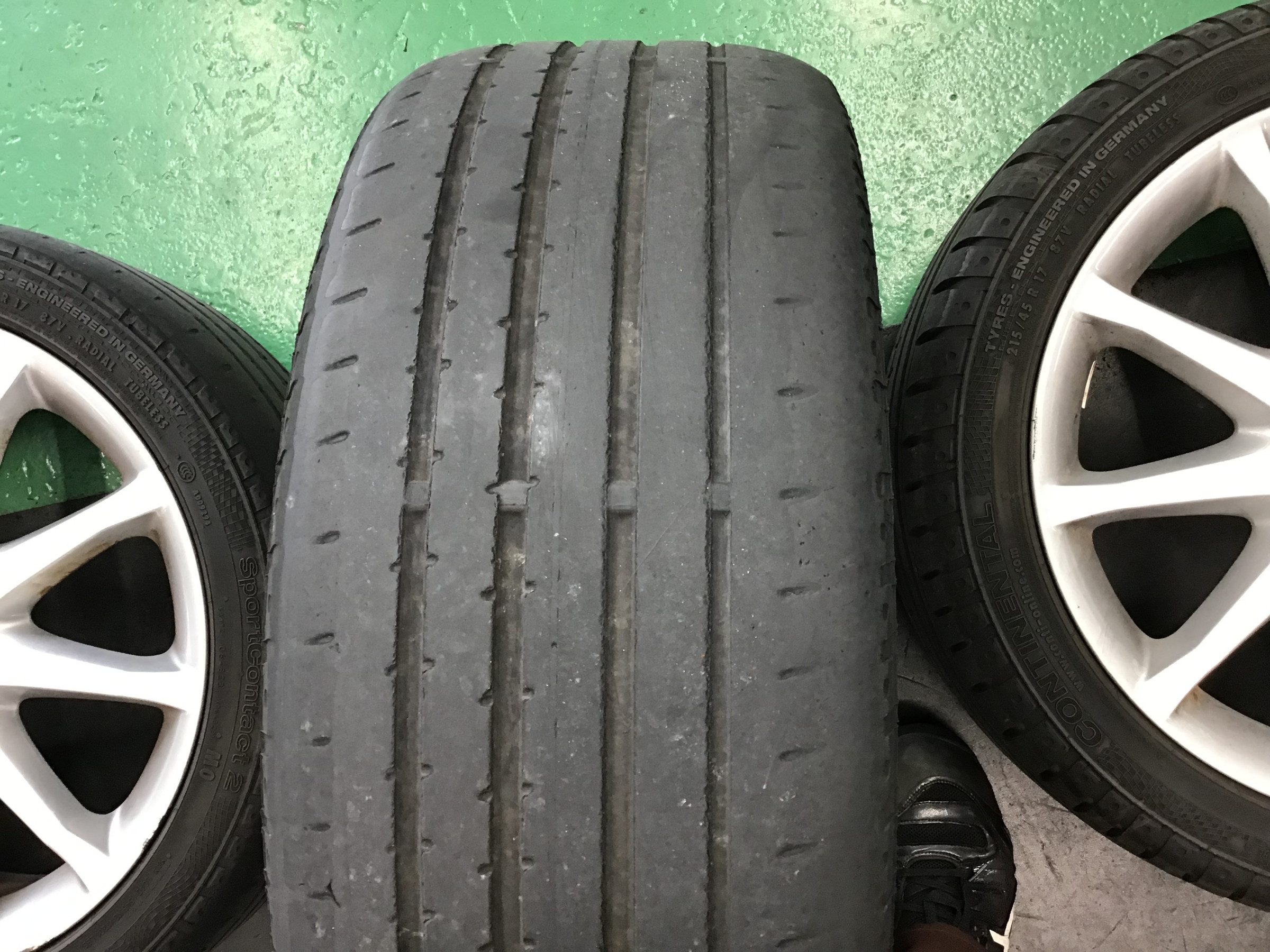 メルセデス・ベンツ「Ｂクラス」Ｗ245 タイヤ交換 ２０５/５５Ｒ１６