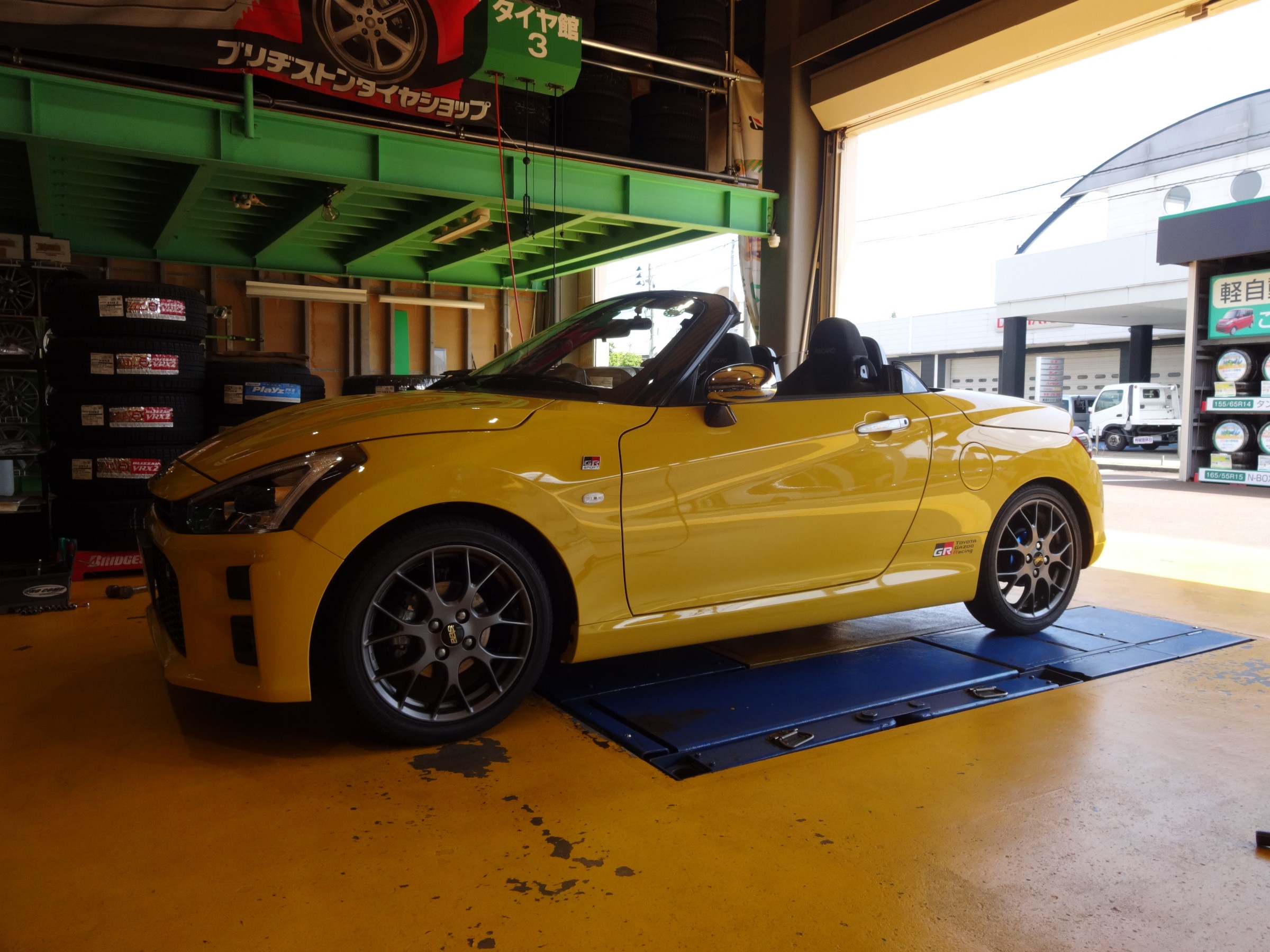 トヨタ コペンｇｒスポーツ ｔｅｉｎ ｆｌｅｘ ｚ取付 トヨタ パーツ取付 サスペンション取付 サービス事例 タイヤ館 長岡西 タイヤからはじまる トータルカーメンテナンス タイヤ館グループ