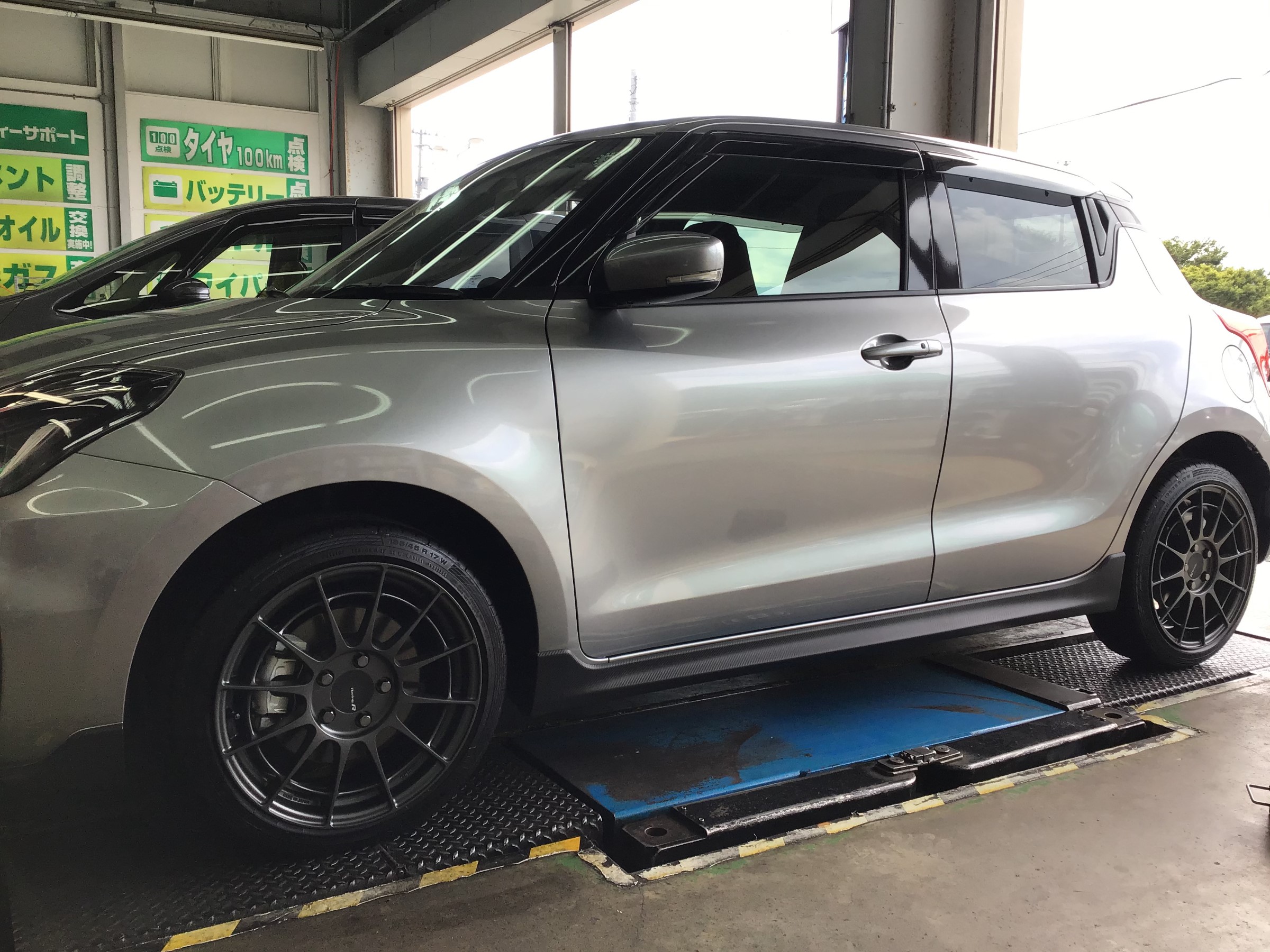 ZC33スイフトスポーツ☆エンケイNT03RR☆ホイール交換 | 店舗おススメ