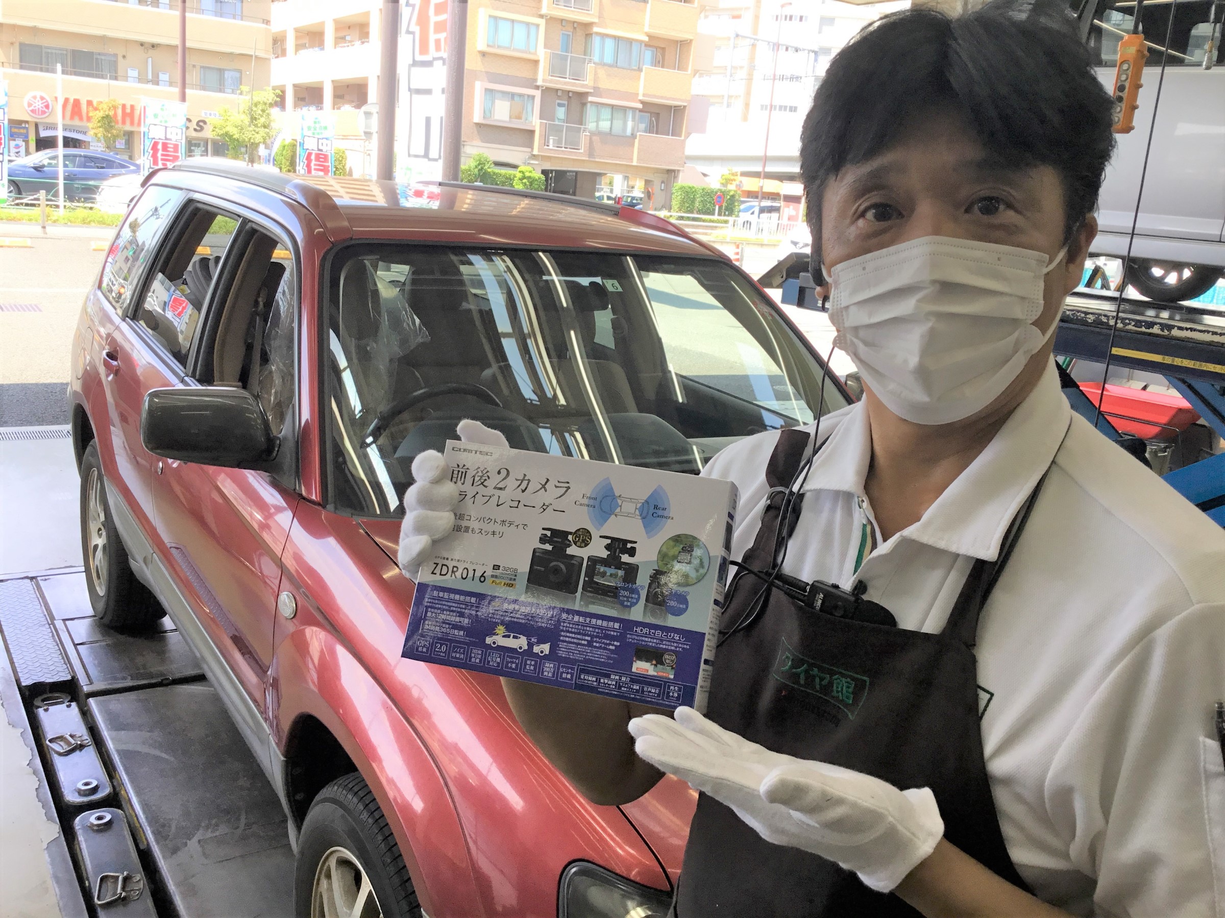 スバル フォレスター ドライブレコーダー取付け スバル フォレスター Av ナビ機器 カー用品取付 ドライブレコーダー取付け サービス事例 タイヤ館 小平 東京都のタイヤ カー用品ショップ タイヤからはじまる トータルカーメンテナンス タイヤ館グループ