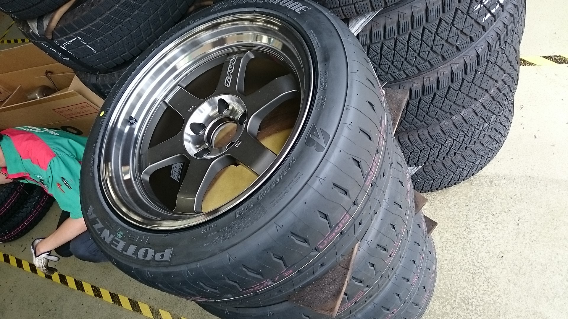 スカイライン GT-R BNR32 ホイールセット取付！ | 店舗おススメ