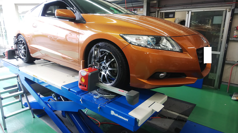 Cr Z ホイール交換 アライメント調整 ホンダ Cr Z ホイール タイヤ ホイール関連 タイヤ ホイール交換 スタッフ日記 タイヤ館 草津 タイヤからはじまる トータルカーメンテナンス タイヤ館グループ