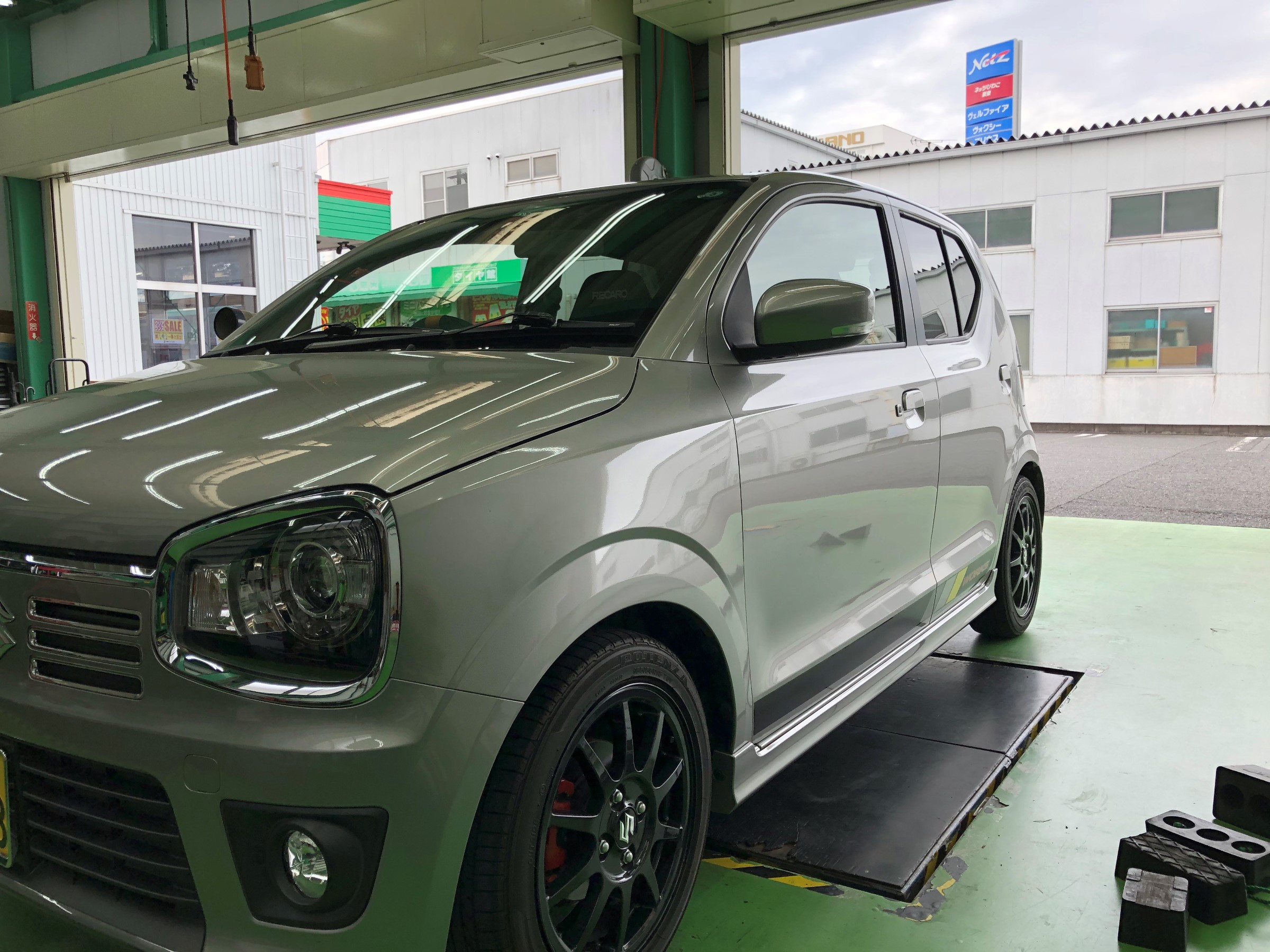 アルトワークス（HA36）にクスコ車高調取り付け | 店舗おススメ