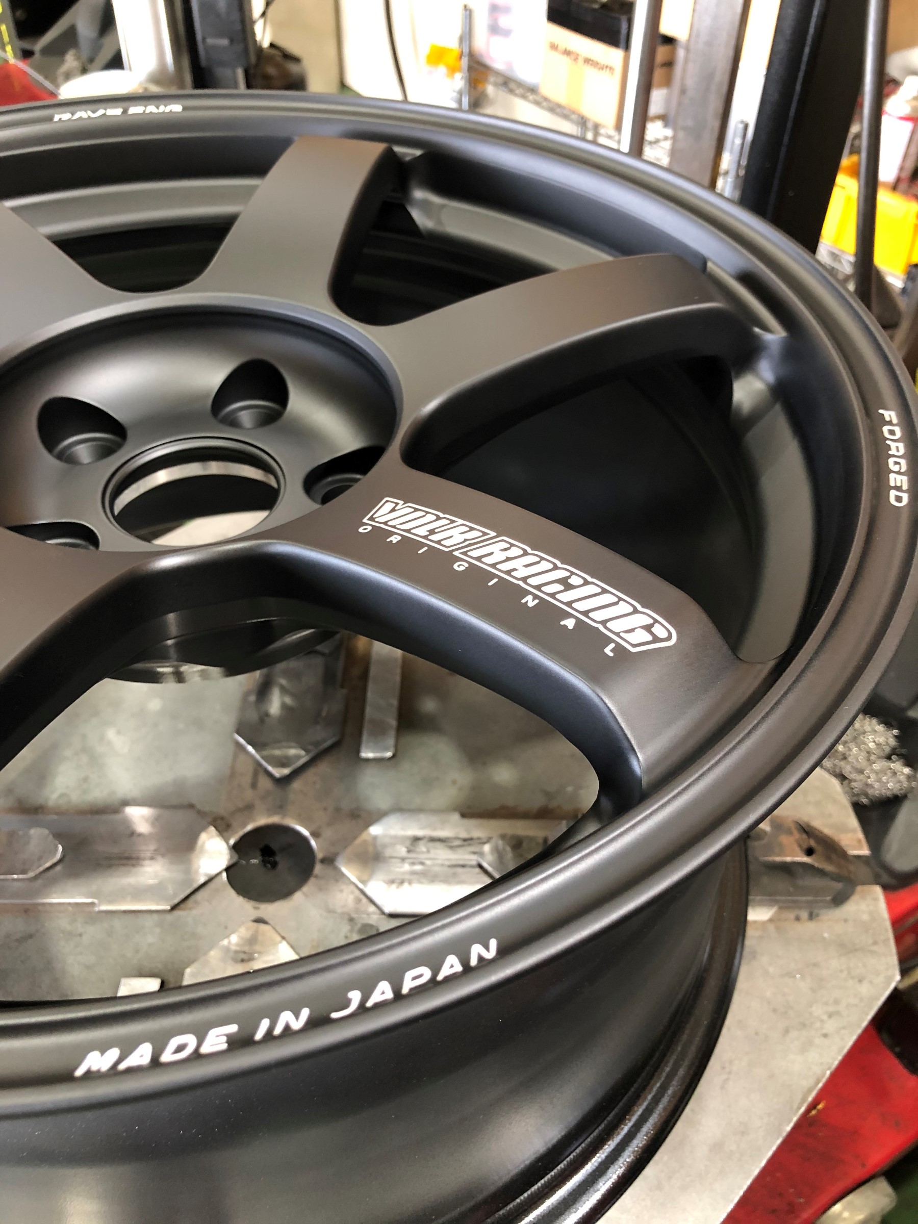 RAYS VOLK RACING TE37 SAGA | 店舗おススメ情報 | タイヤ館