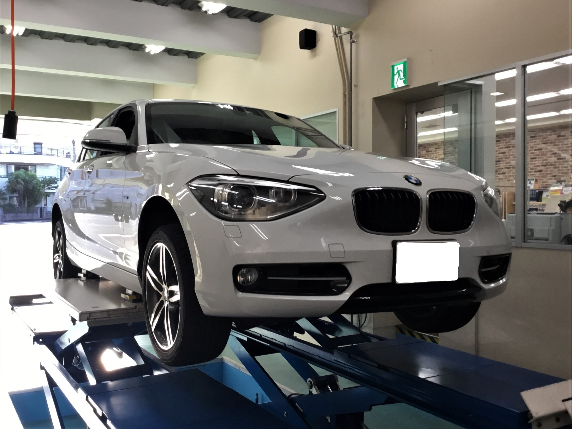 今日のパンク Bmw 1シリーズ タイヤ ランフラットタイヤ取扱 サービス事例 タイヤ館 浜川崎 タイヤからはじまる トータルカーメンテナンス タイヤ館グループ