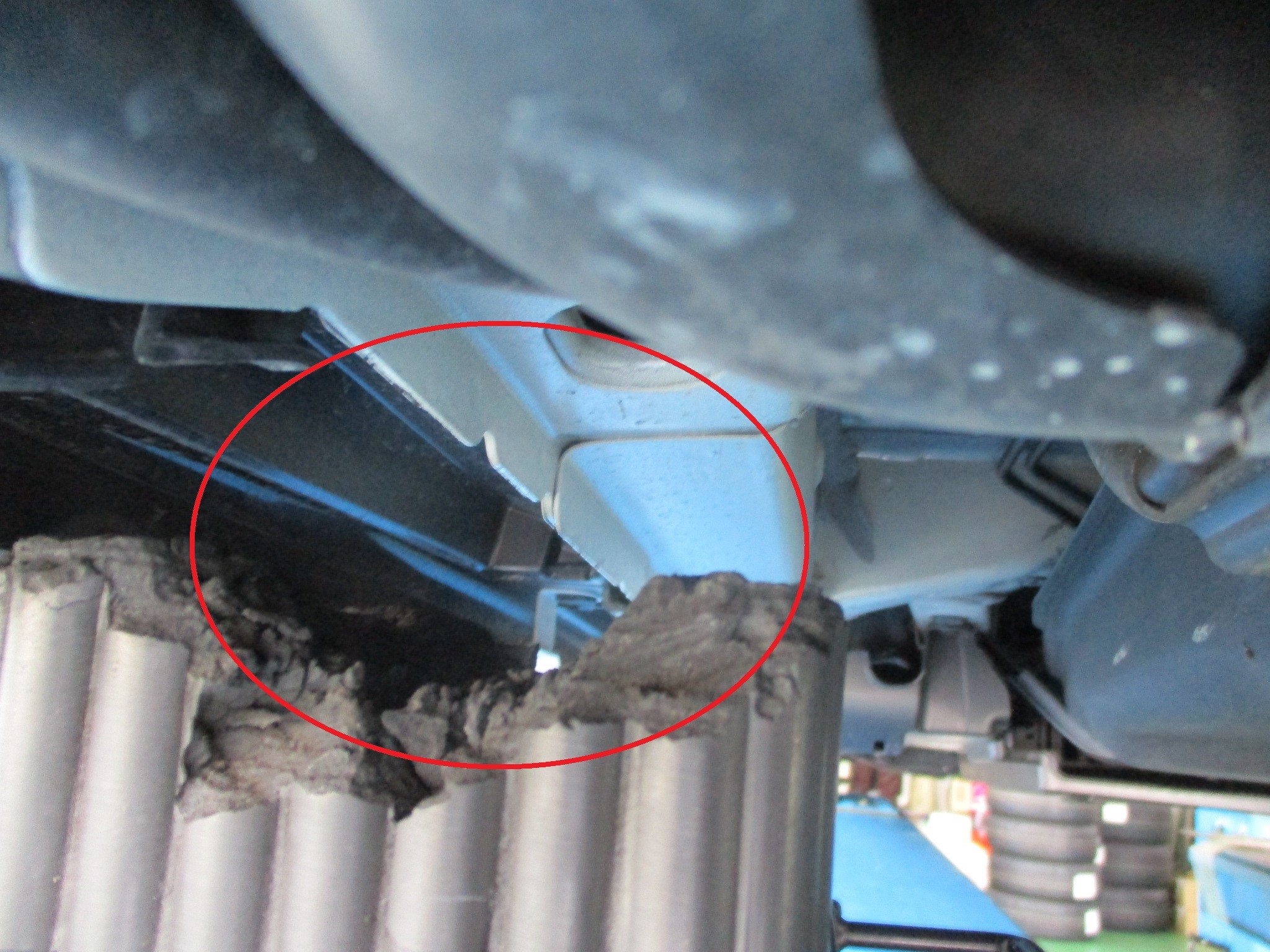 車高調を入れて突き上げ感じる方必見 １g増し締め アライメント事例 トヨタ ハリアー トヨタ ハリアー サービス事例 タイヤ館 磯子 神奈川県のタイヤ カー用品ショップ タイヤからはじまる トータルカーメンテナンス タイヤ館グループ