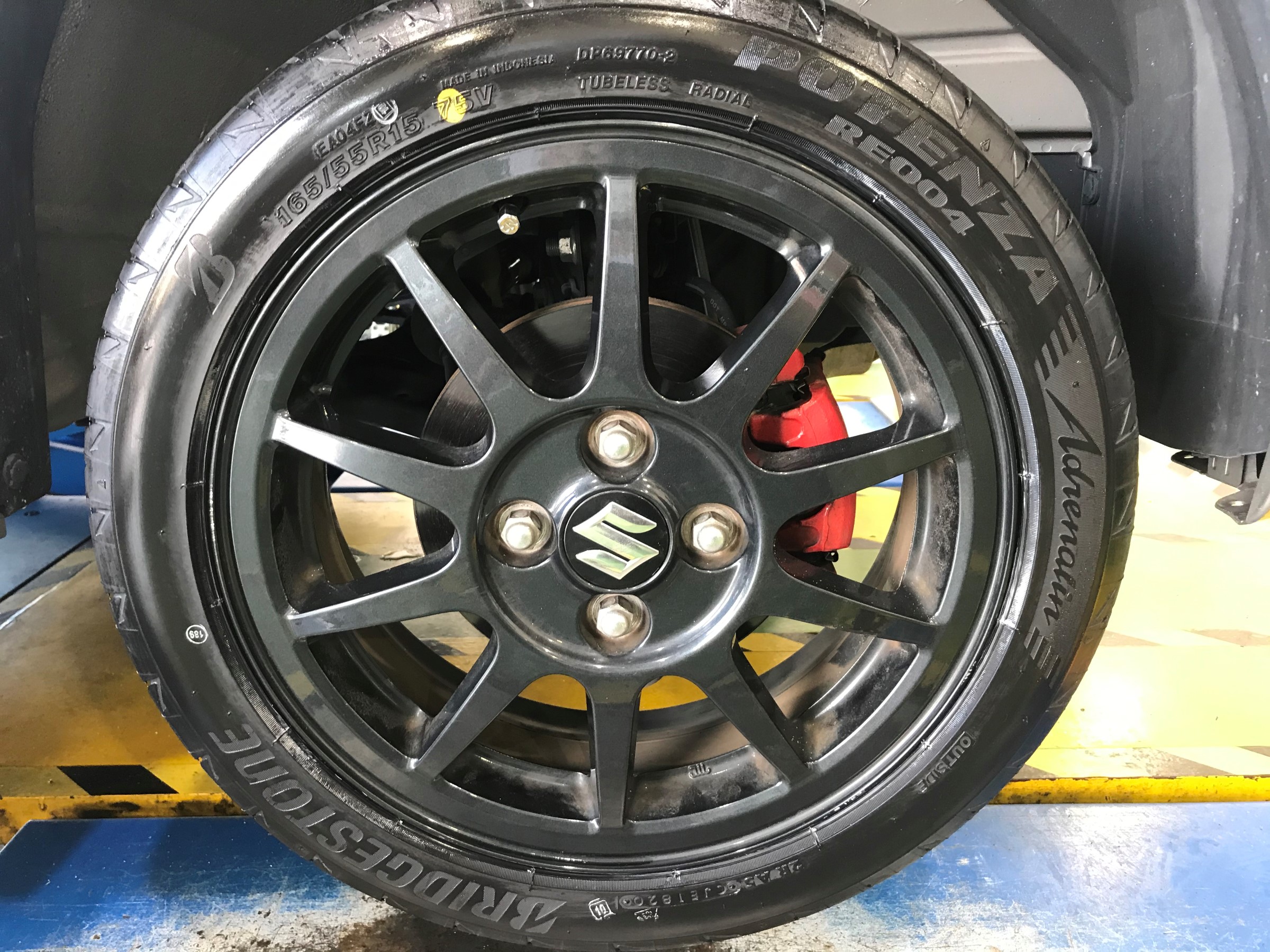 ☆スズキ アルトワークス☆POTENZA RE004 取り付け♪ | スズキ アルト