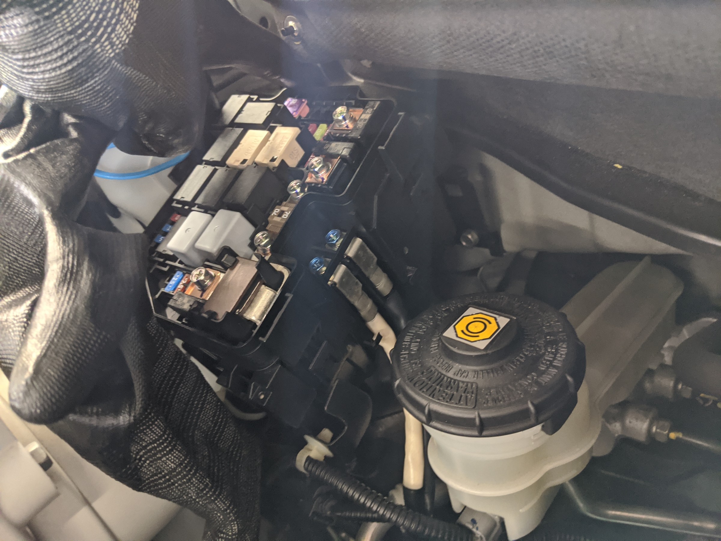 ホンダ・N BOX SLASH・JF1】ローダウンスプリング取付 | ホンダ N-BOX