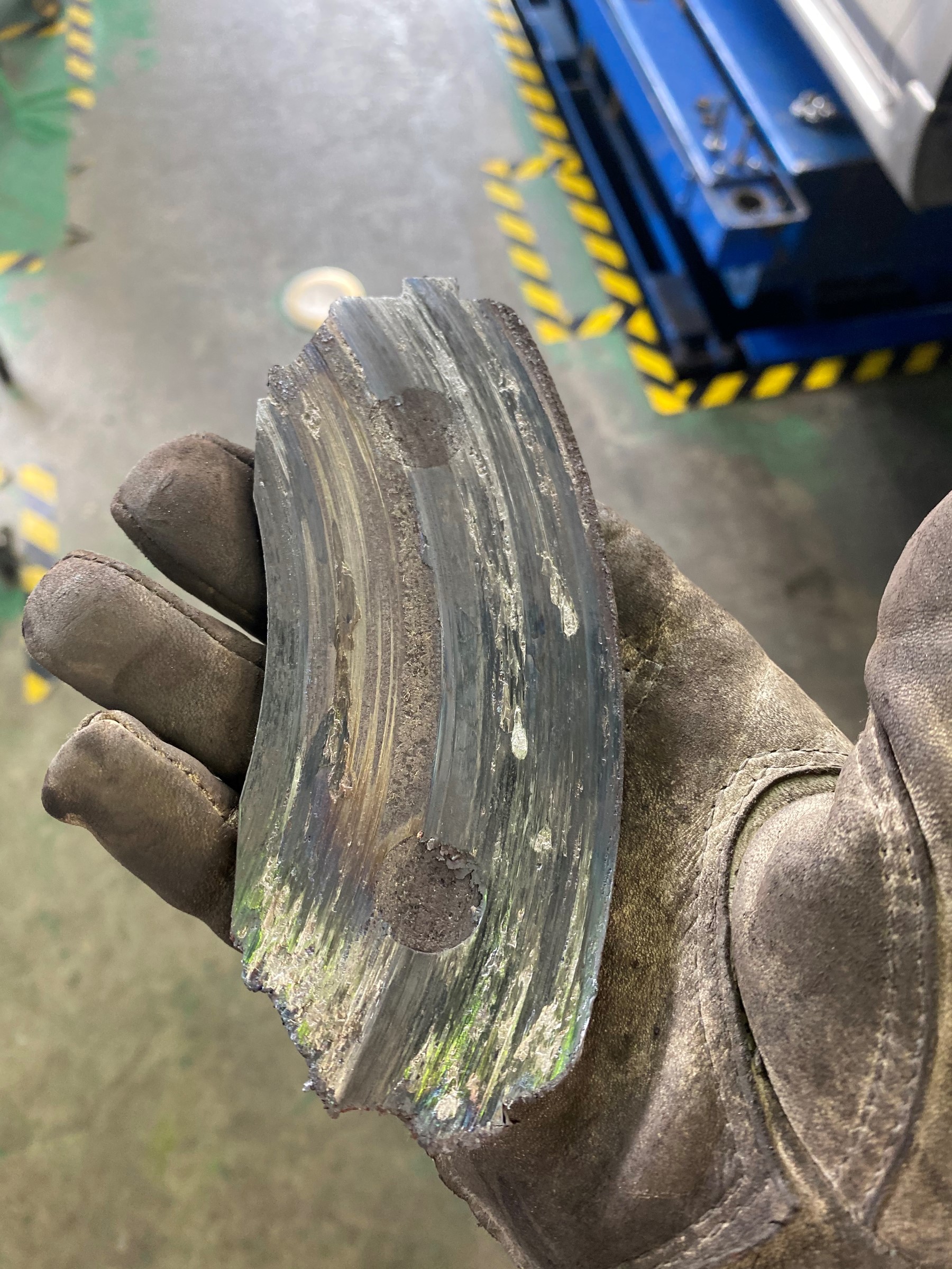 マツダ MPV(LY3P)のブレーキパッド交換！ マツダ MPV メンテナンス商品 パーツ取付 > ブレーキ関係