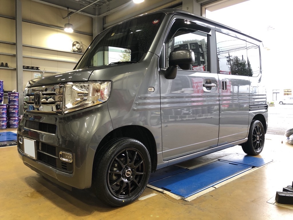 N Van に アルミホイール お取付 ホンダ N Van ホイール タイヤ ホイール関連 タイヤ ホイール交換 作業 取付け情報 タイヤ館 門司 タイヤからはじまる トータルカーメンテナンス タイヤ館グループ