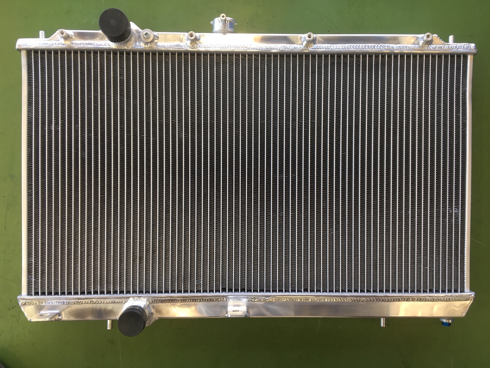 ランサーエボリューション ラジエーター MT ターボ用 CT9A CT9W 社外新品 熱交換器専門メーカーコーヨーラド ラジエター 三菱 三菱 ランサー エボリューションVII（CT9A）ラジエタークーリングプレート /アルミ