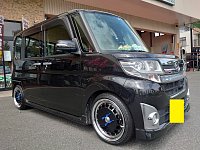 ダイハツ タントカスタム（LA600) タイヤホイール取付 CRIMSON