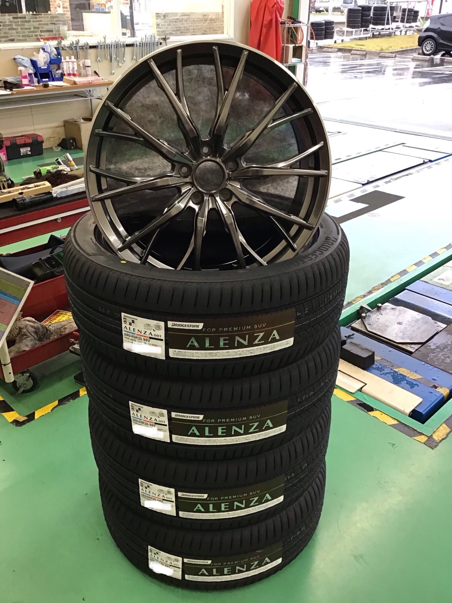 20インチホイールセット入荷！！ | タイヤ タイヤ・ホイール関連