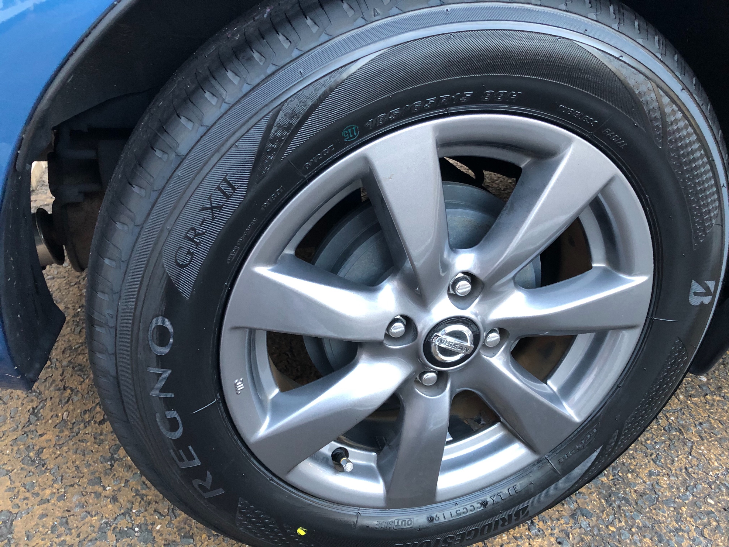 日産 ノート E Power Regno Gr X 取付 日産 ノートe Power タイヤ タイヤ ホイール関連 4輪トータルアライメント調整 サービス事例 タイヤ館 佐世保 タイヤからはじまる トータルカーメンテナンス タイヤ館グループ