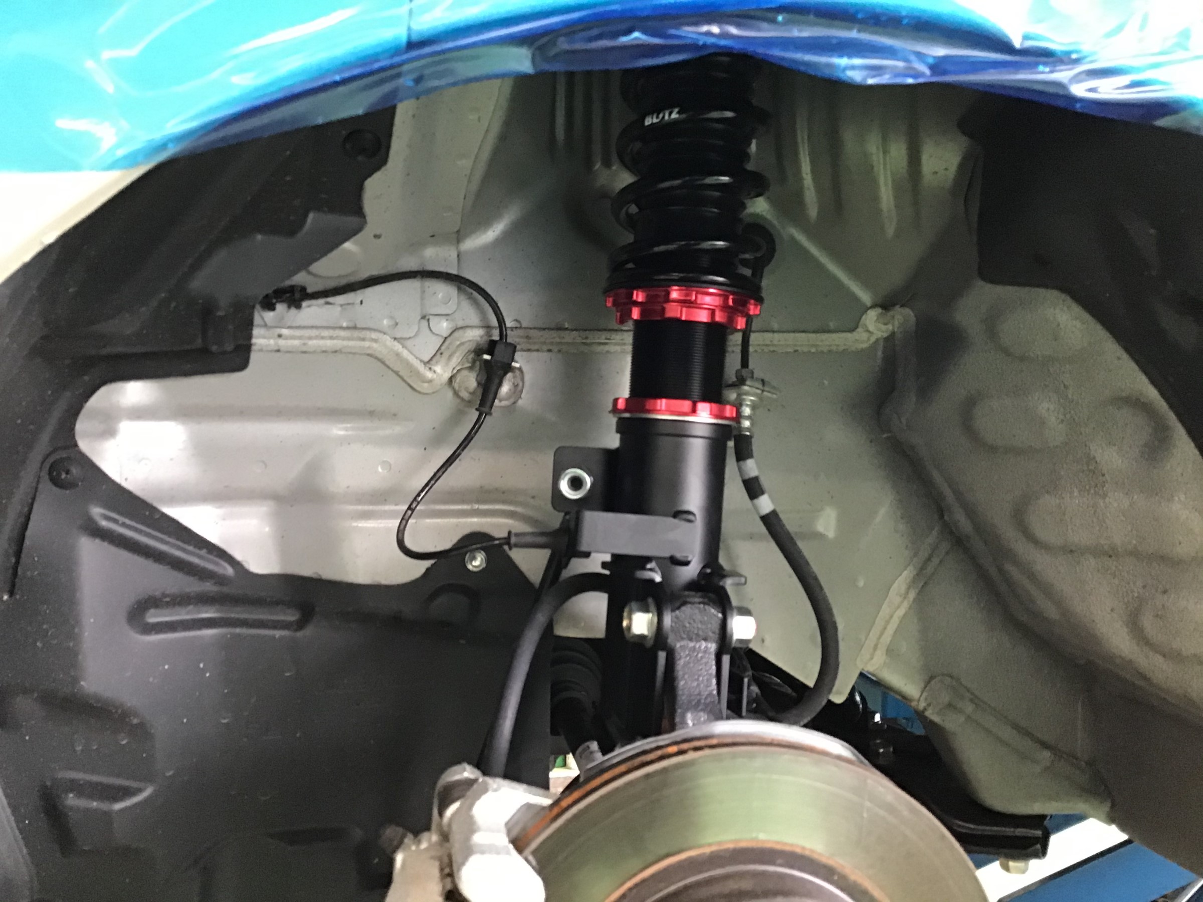 ルークス B45a 車高調取り付け 日産 ルークス パーツ取付 車高調 ダウンサスは成田店にお任せ下さい アライメントテスター完備でバッチリ決まります サービス事例 タイヤ館 成田 千葉県のタイヤ カー用品ショップ タイヤからはじまる トータルカー