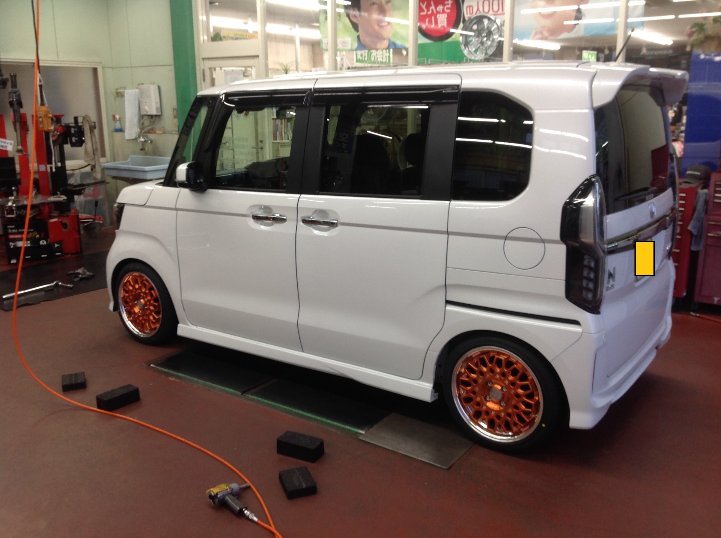 オーダーカラーのホイール スタッフ日記 タイヤ館 可児店 岐阜県のタイヤ カー用品ショップ タイヤからはじまる トータルカーメンテナンス タイヤ館グループ