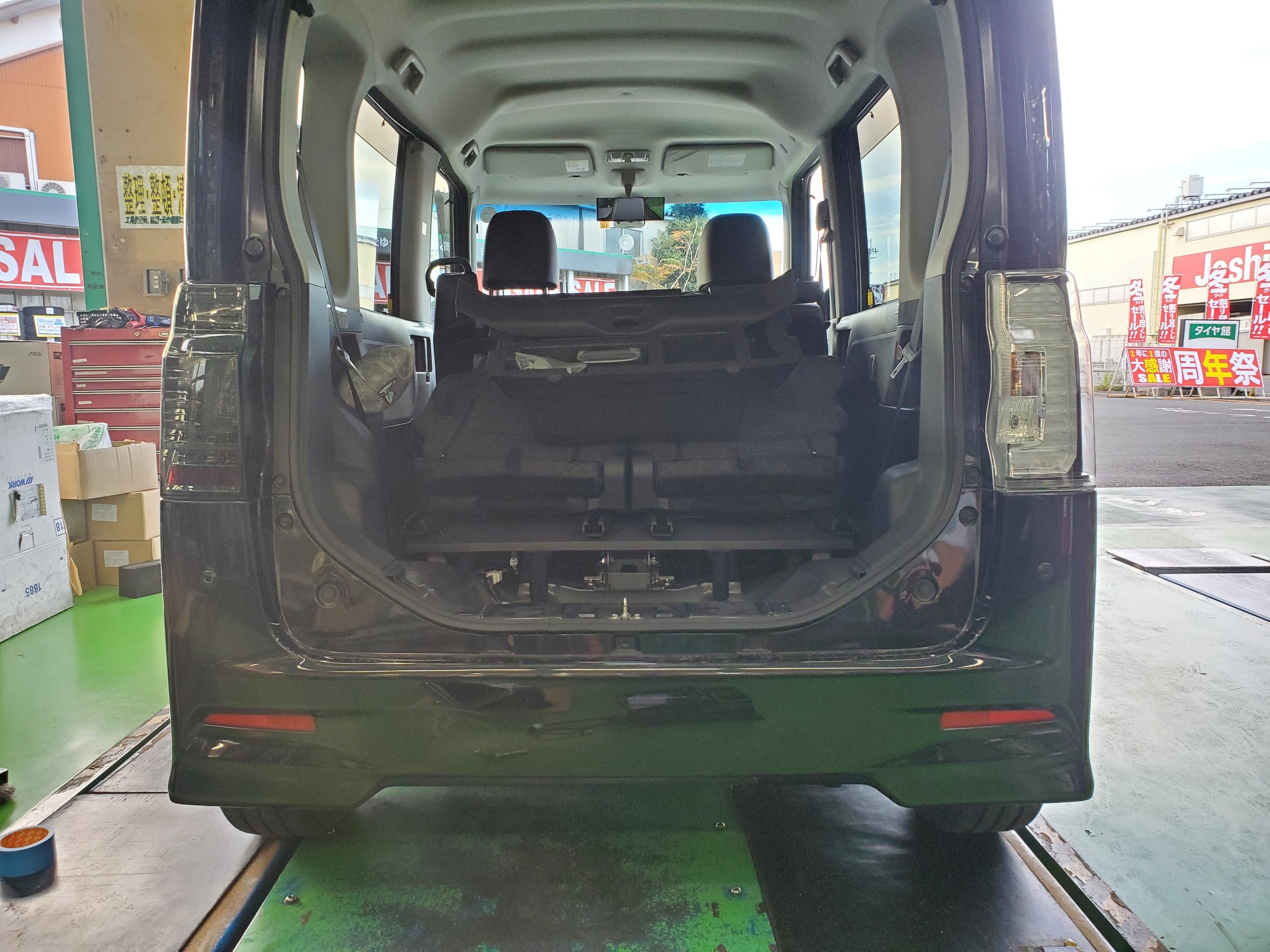 LA600S タントカスタム クリアワールド シーケンシャルウィンカー