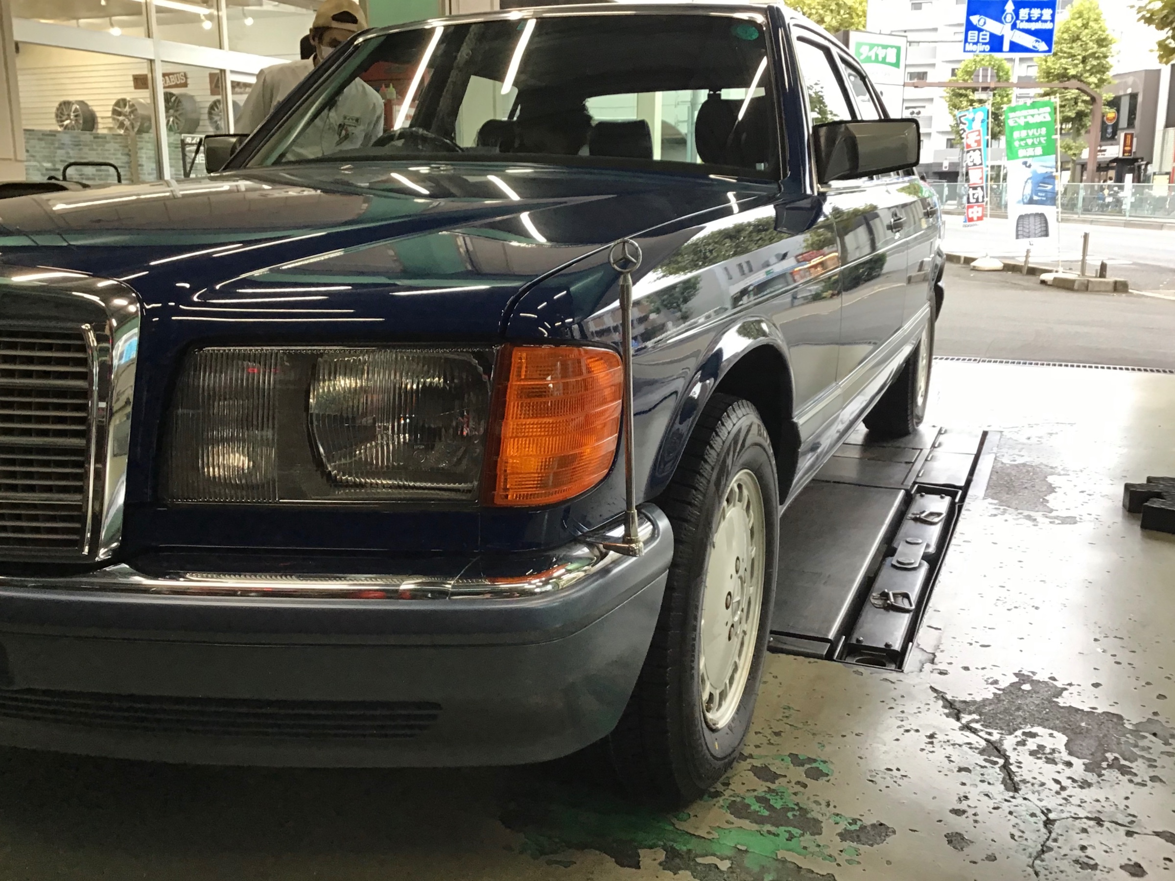 バリ溝】メルセデスベンツ W176 Aクラス AMG 純正 18in 8J +48