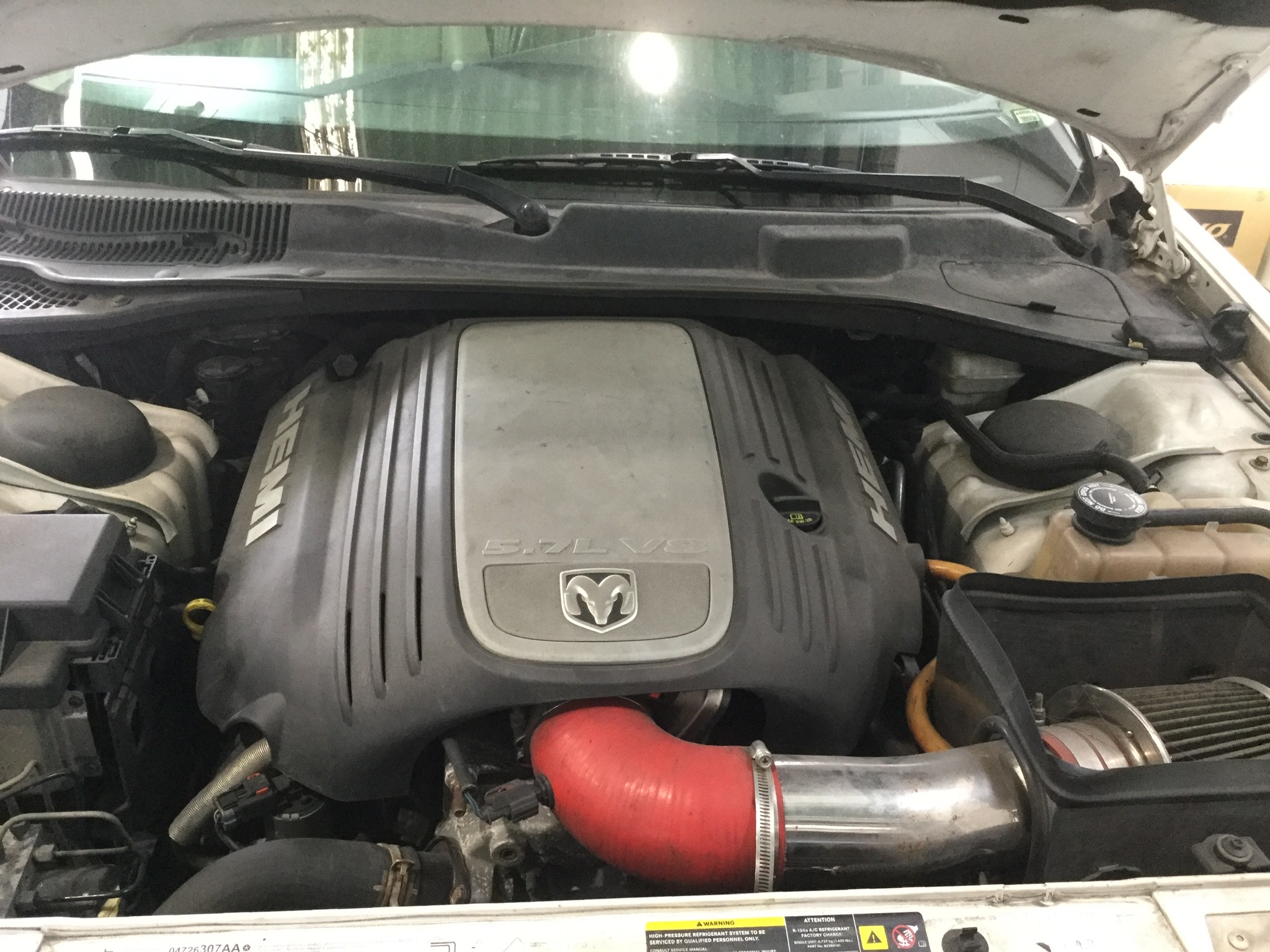 ダッジ マグナム Hemi ダッジ タイヤ ホイール関連 4輪トータルアライメント調整 サービス事例 タイヤ館 次郎丸 タイヤからはじまる トータルカーメンテナンス タイヤ館グループ